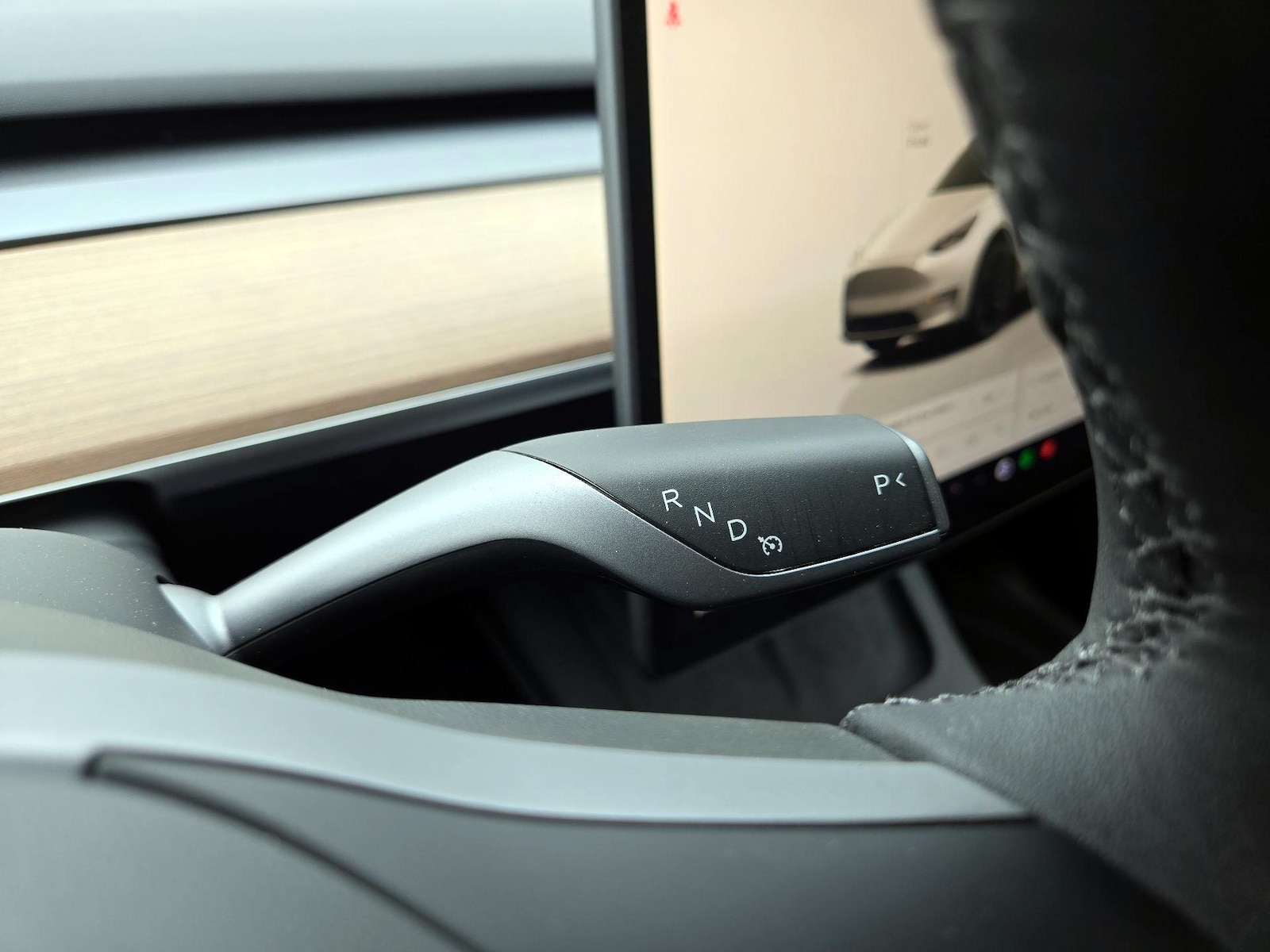 2024 Tesla Model Y Long Range - Photo 16