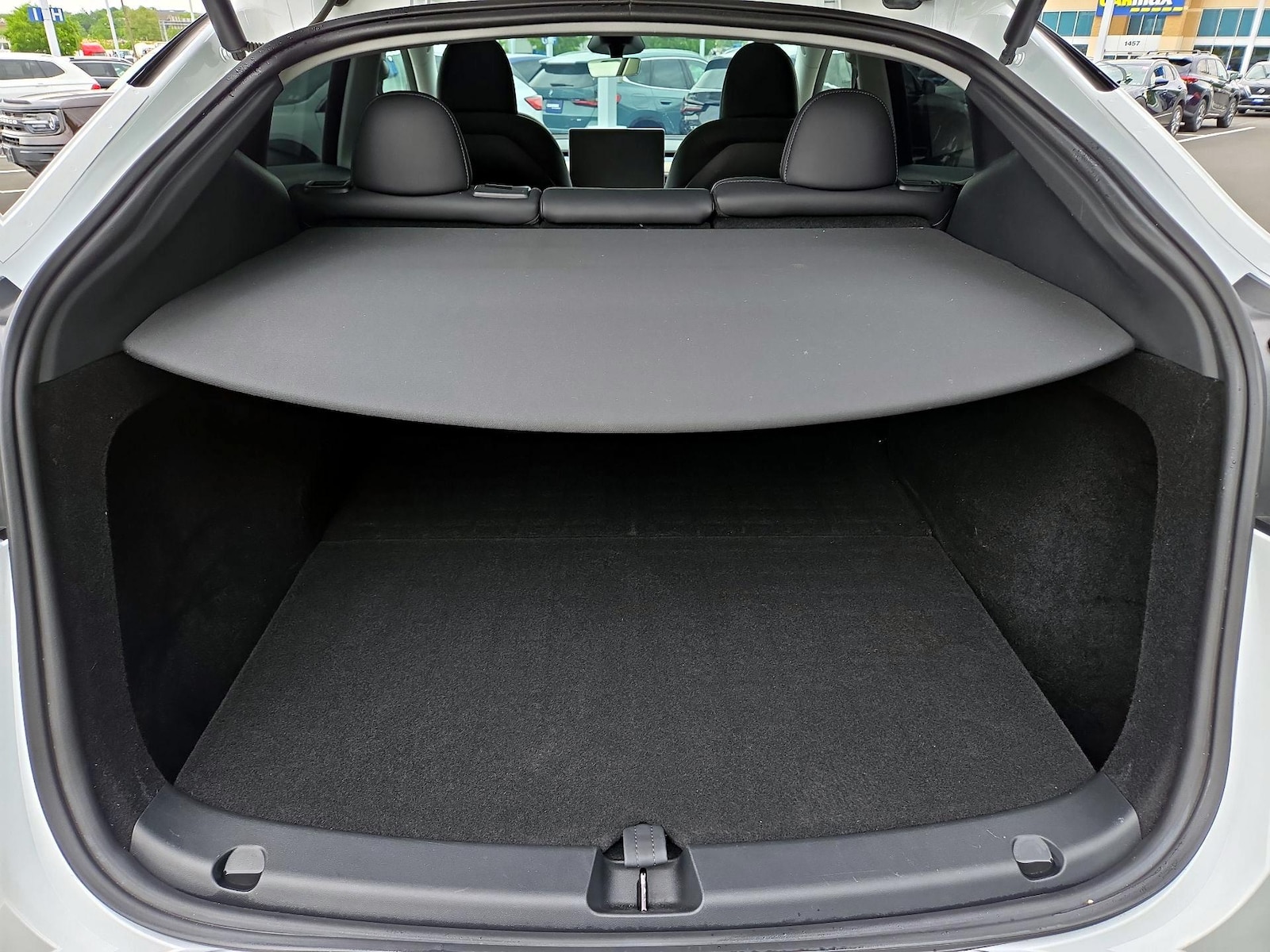 2024 Tesla Model Y Long Range - Photo 20