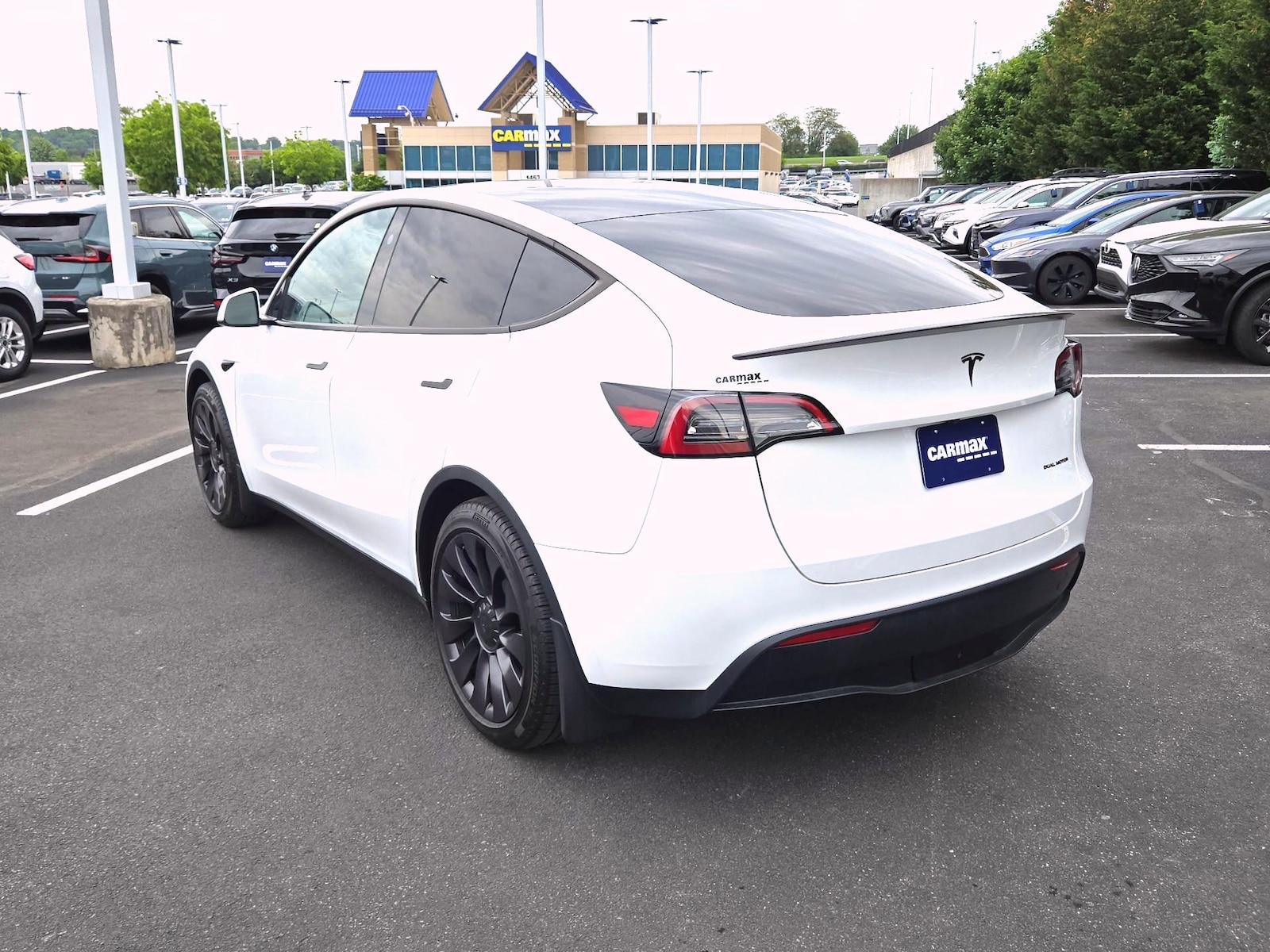 2024 Tesla Model Y Long Range - Photo 7