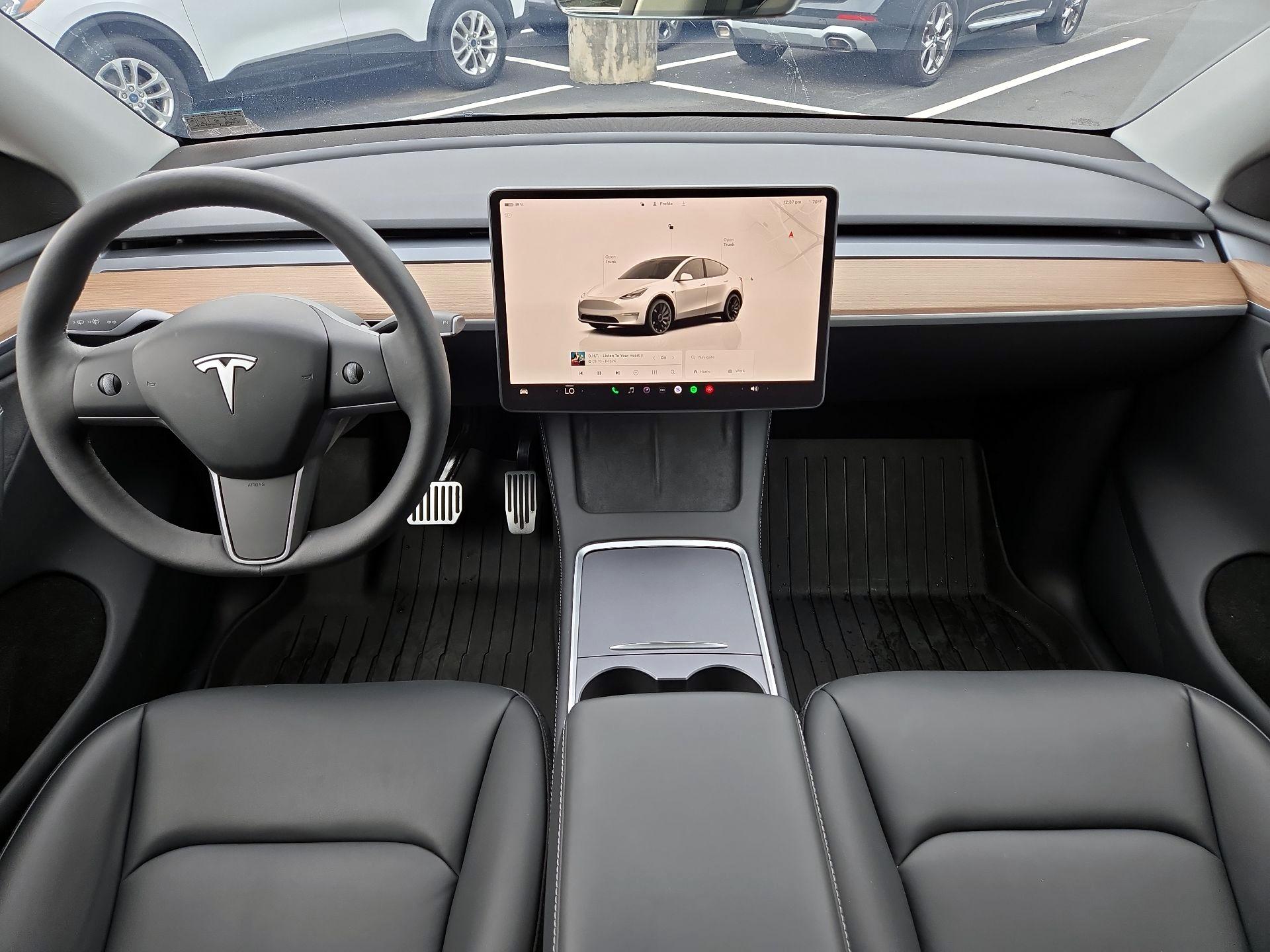 Thumbnail: 2024 Tesla Model Y - 8
