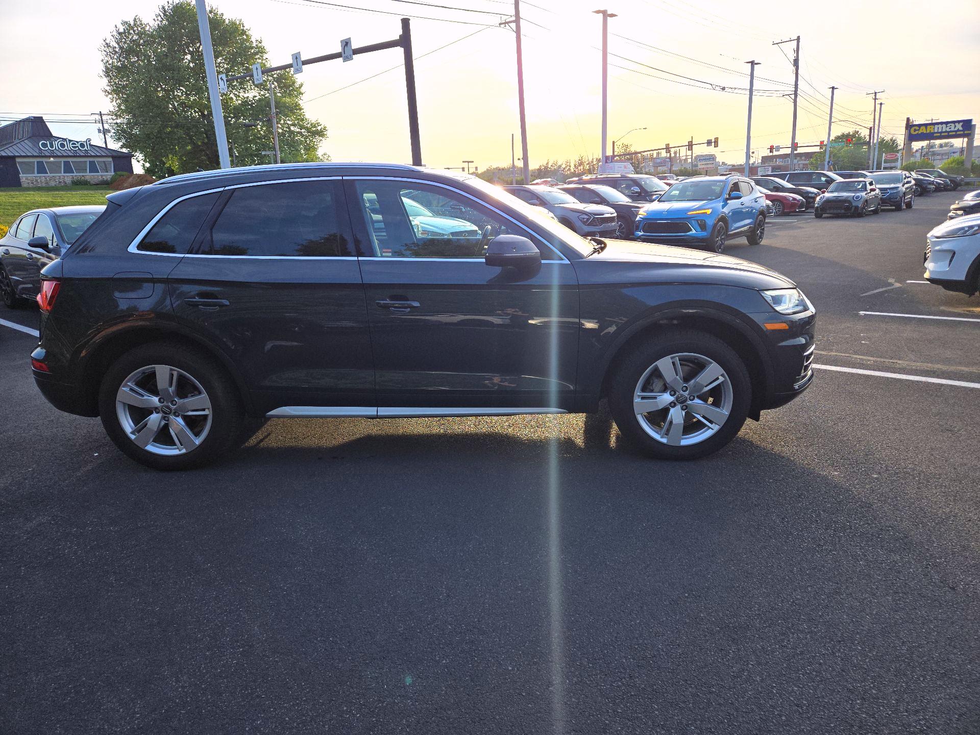 Thumbnail: 2019 Audi Q5 - 4