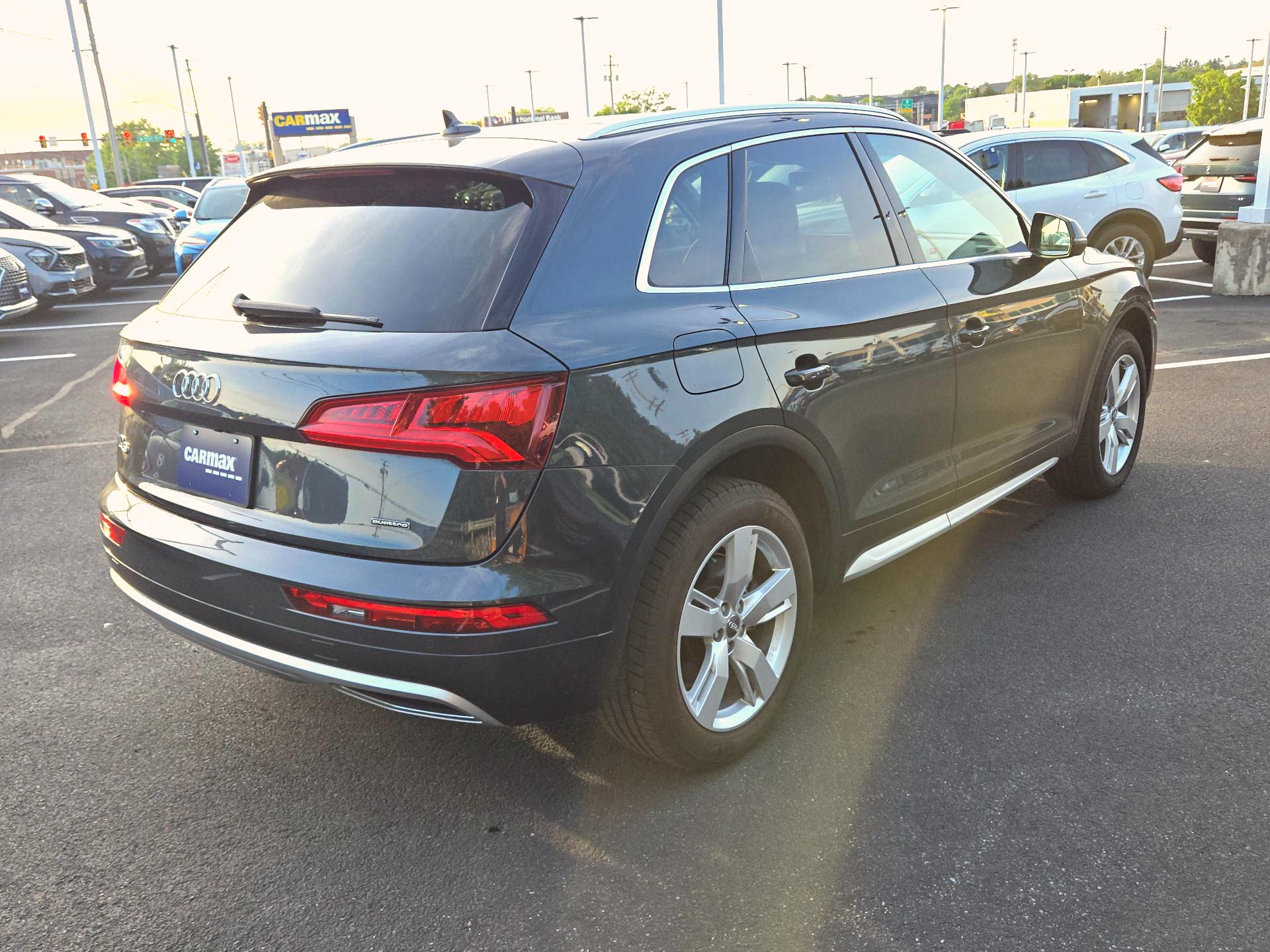 Thumbnail: 2019 Audi Q5 - 5