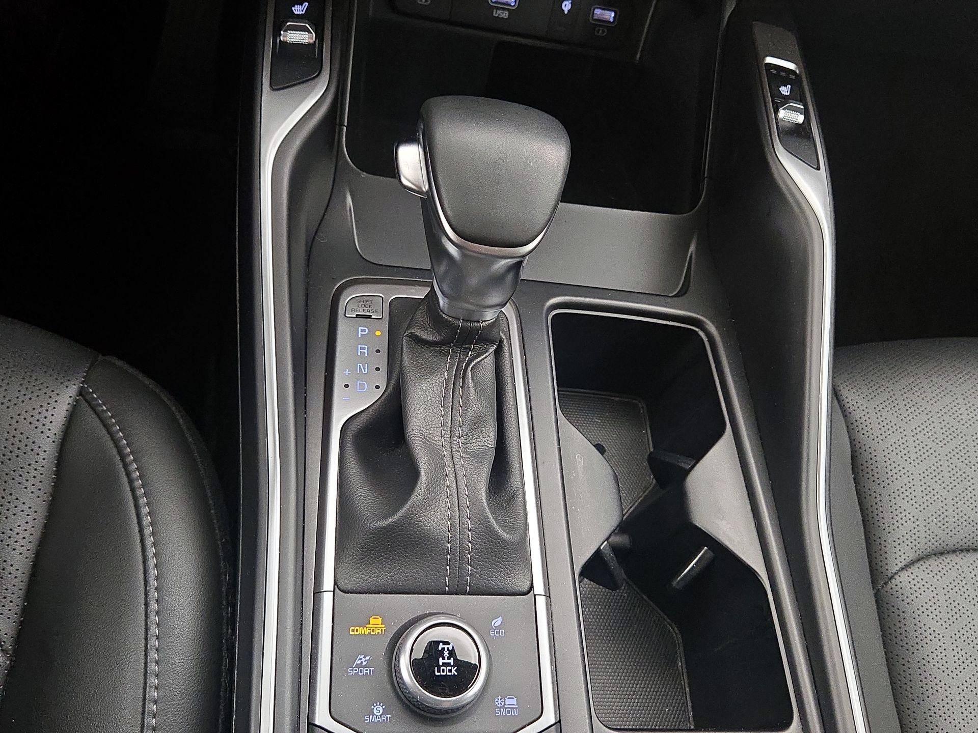 Thumbnail: 2022 Kia Sorento - 18