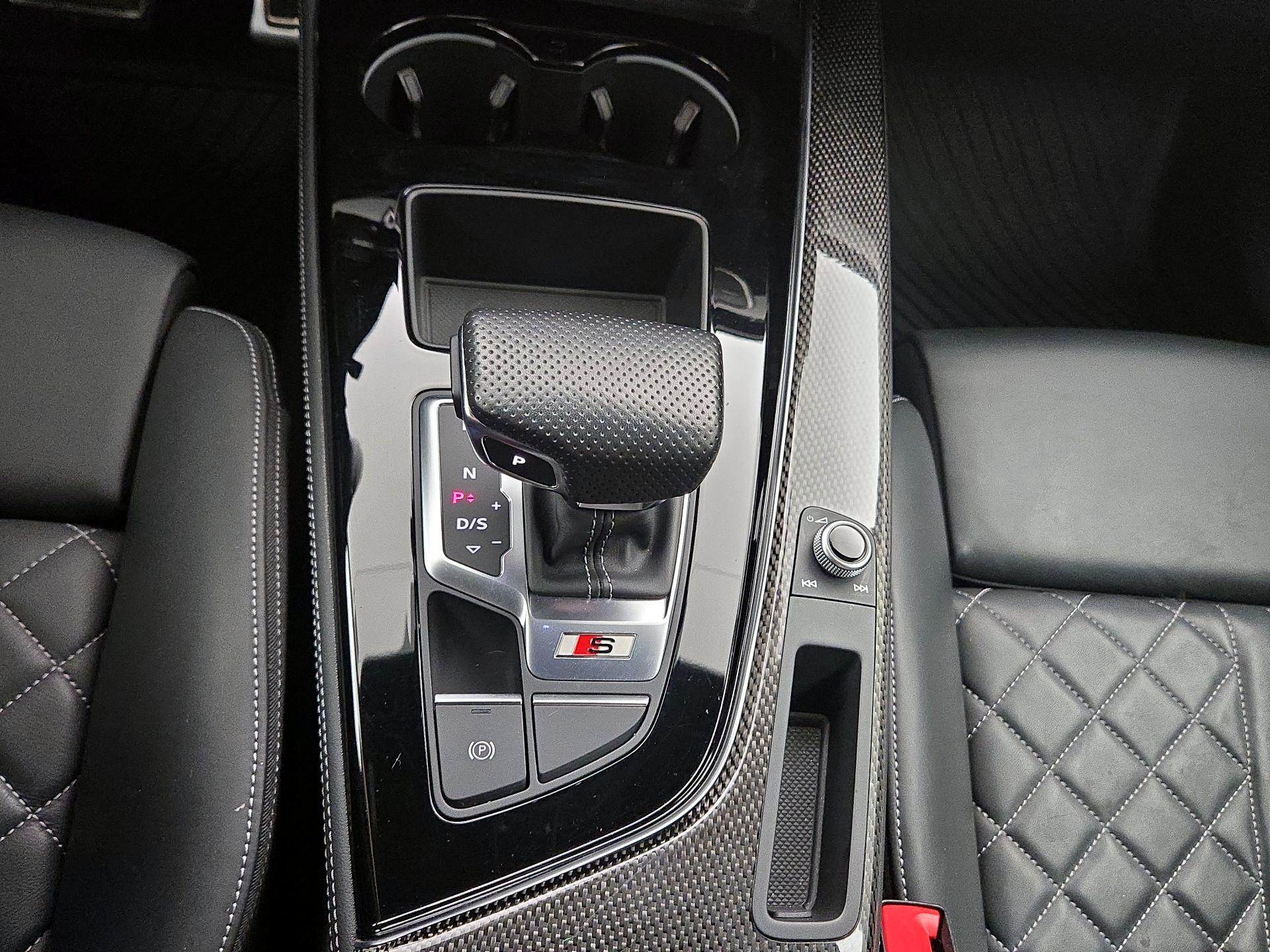 Thumbnail: 2021 Audi S5 - 18
