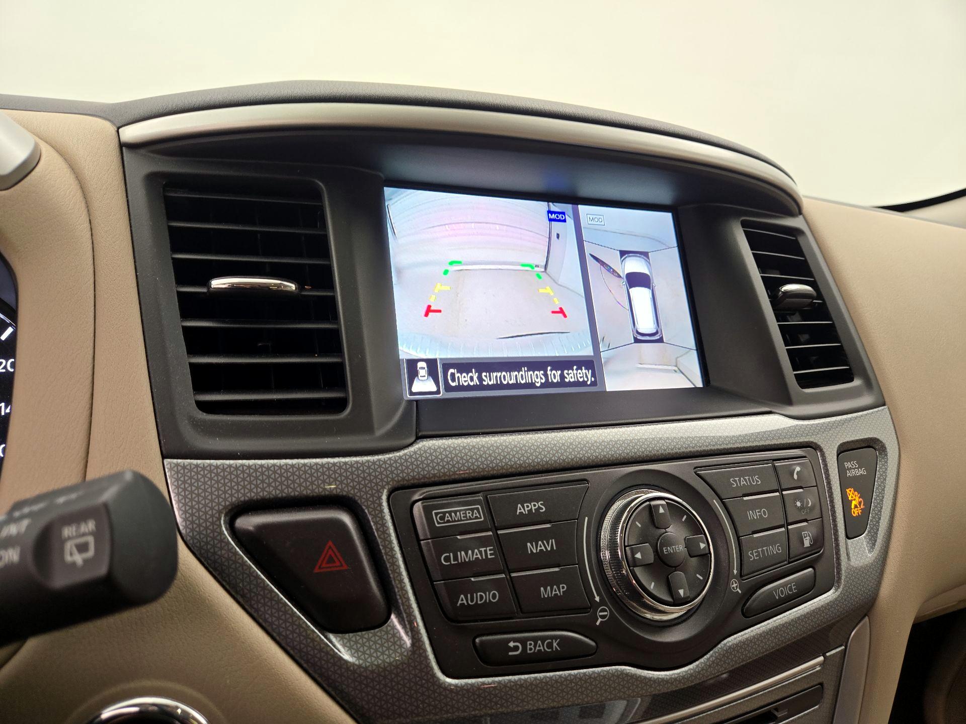 Thumbnail: 2020 Nissan Pathfinder - 15
