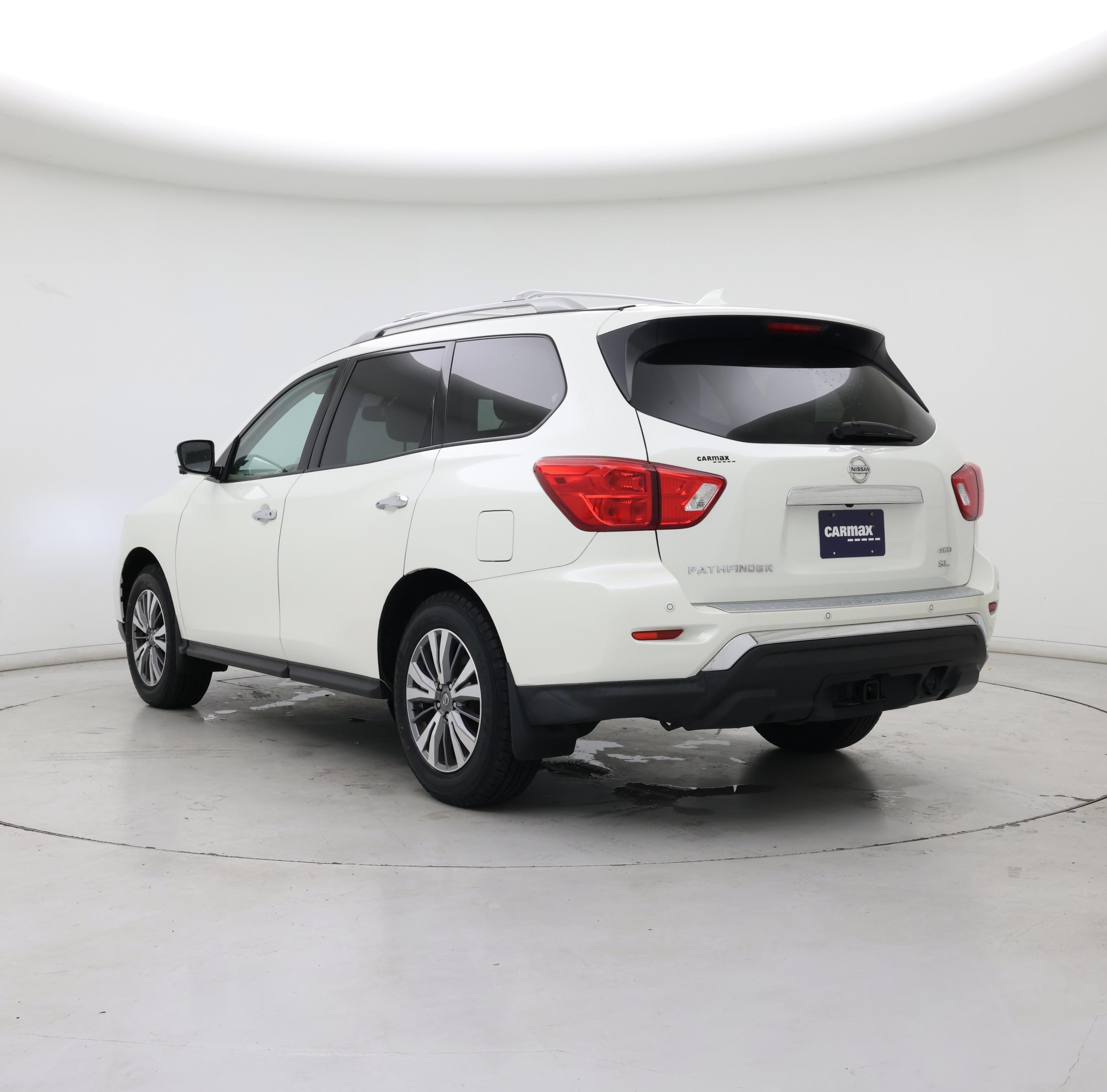 Thumbnail: 2020 Nissan Pathfinder - 2