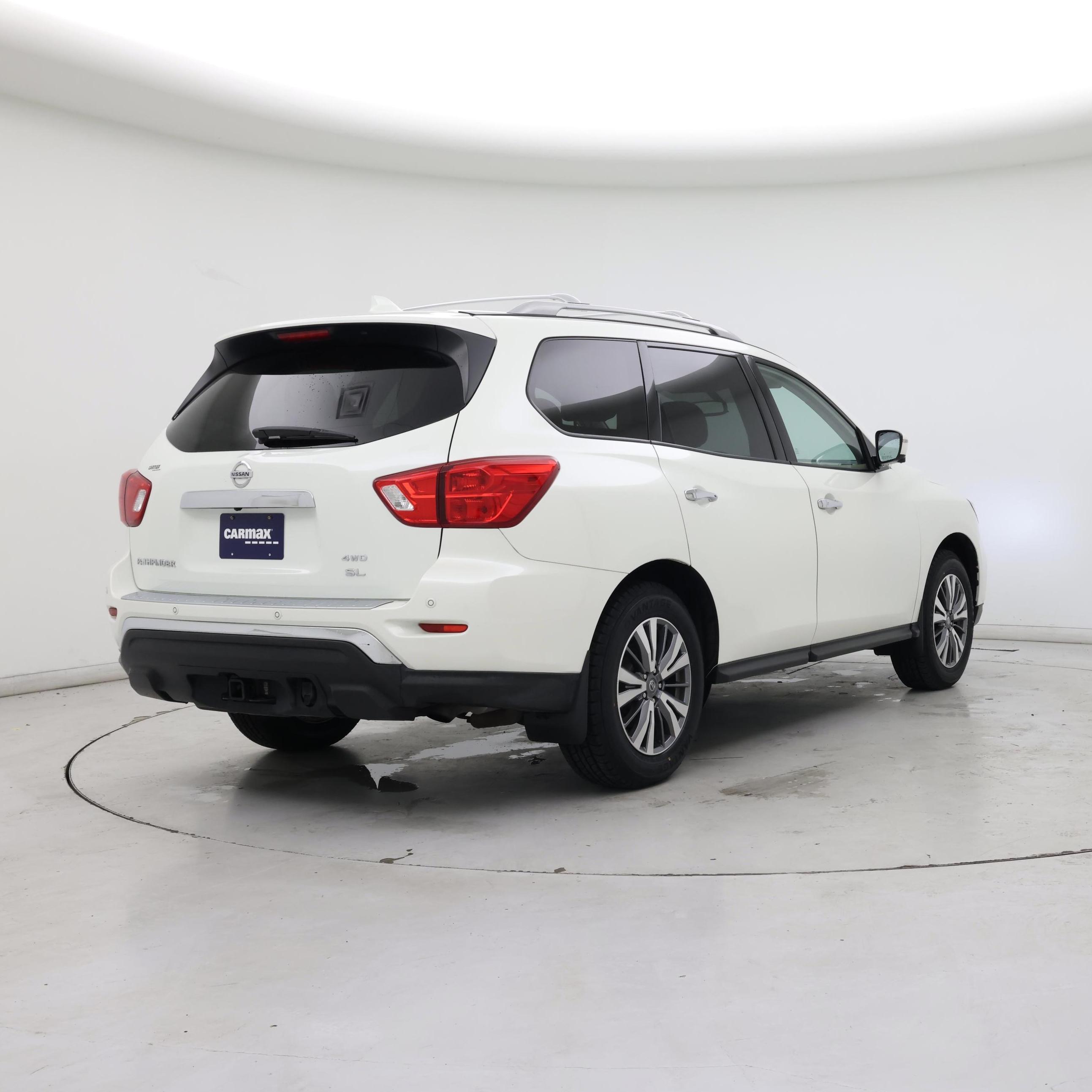 Thumbnail: 2020 Nissan Pathfinder - 8