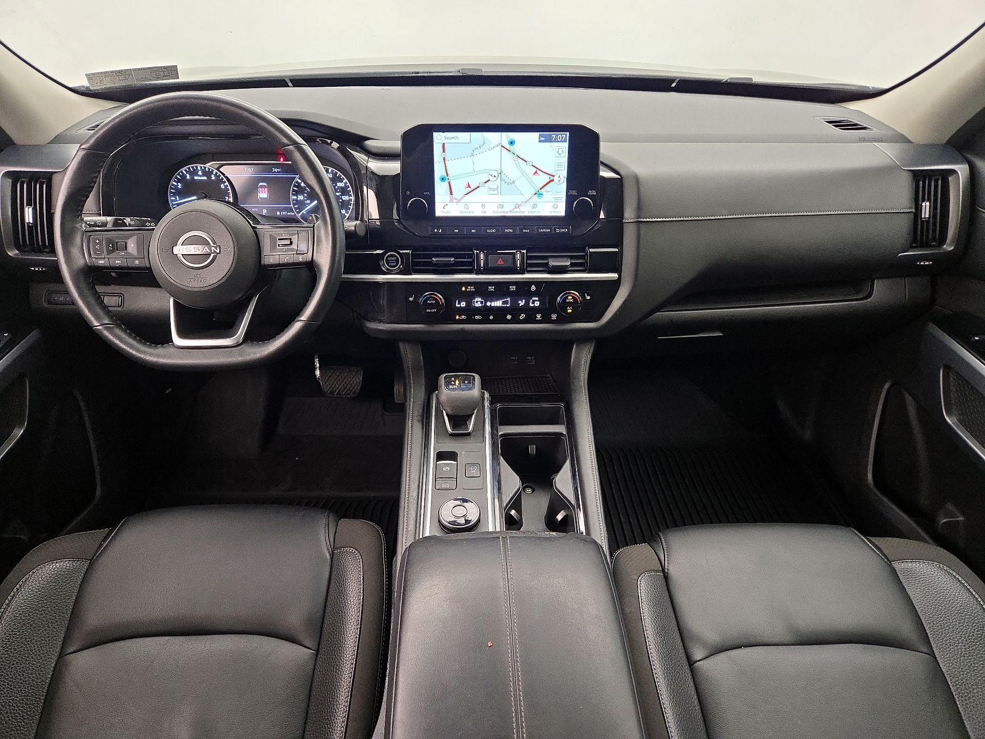 Thumbnail: 2022 Nissan Pathfinder - 9
