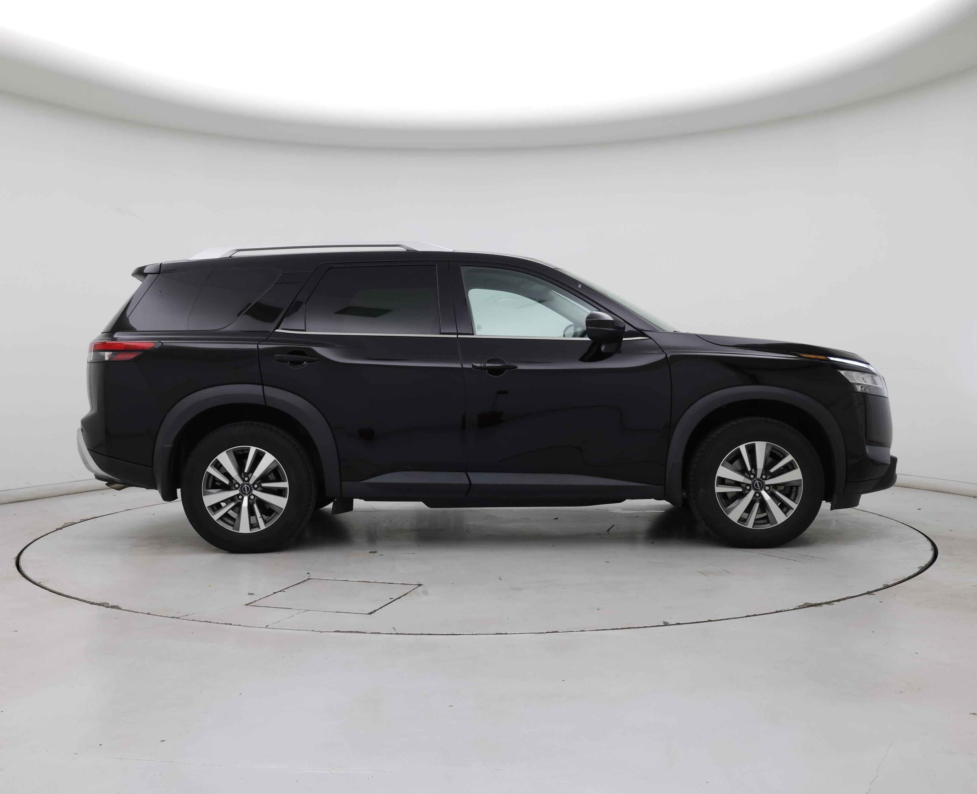 Thumbnail: 2022 Nissan Pathfinder - 7