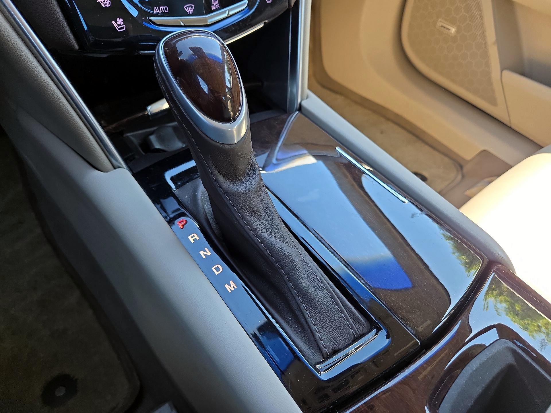 Thumbnail: 2016 Cadillac XTS - 16