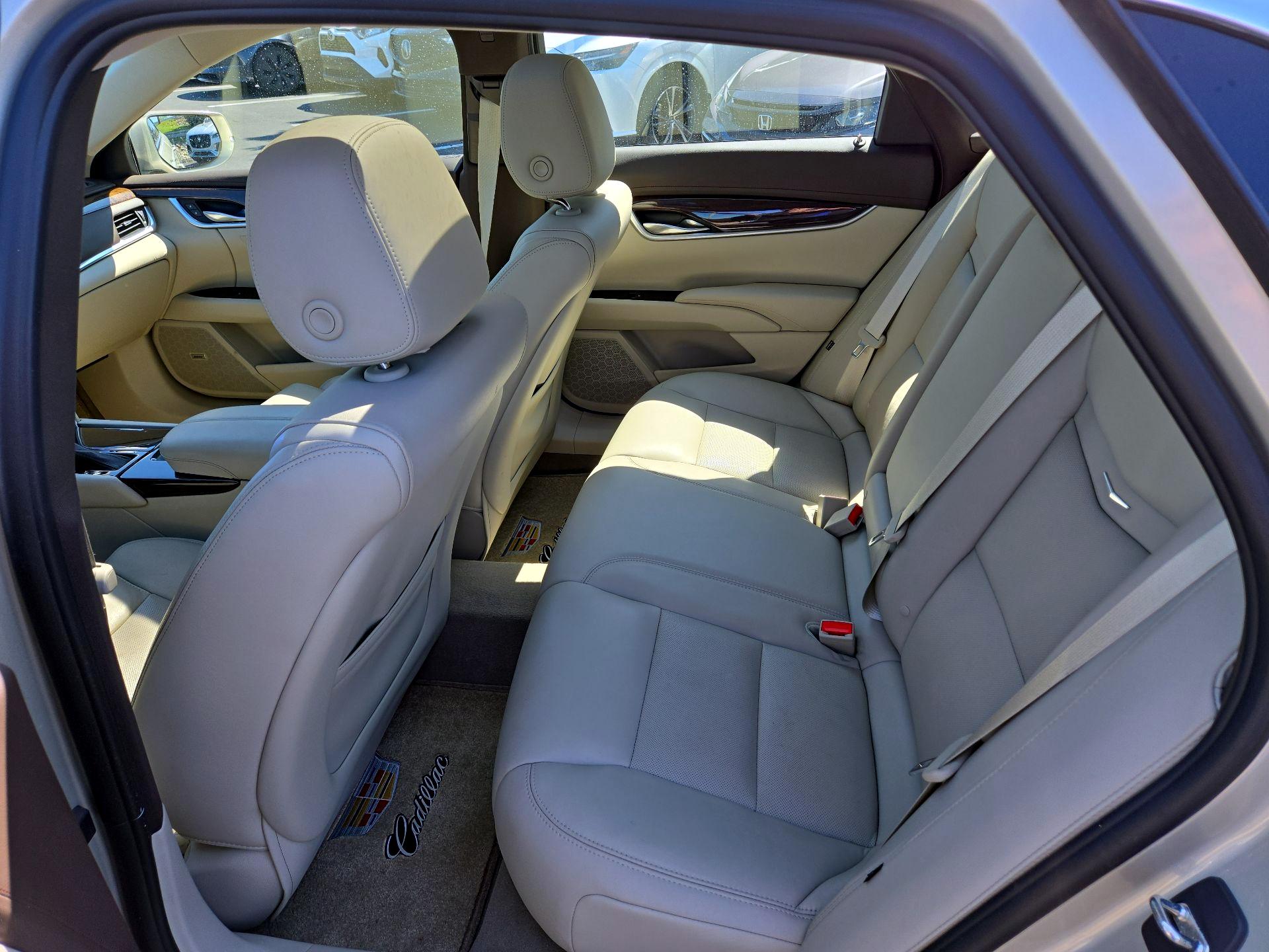 Thumbnail: 2016 Cadillac XTS - 19