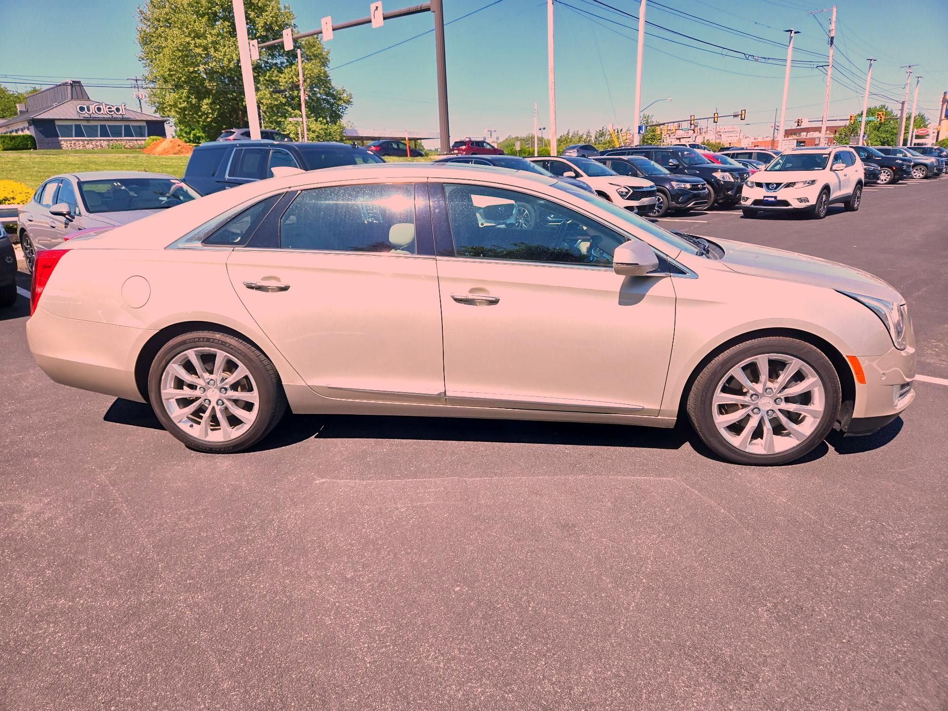 Thumbnail: 2016 Cadillac XTS - 4