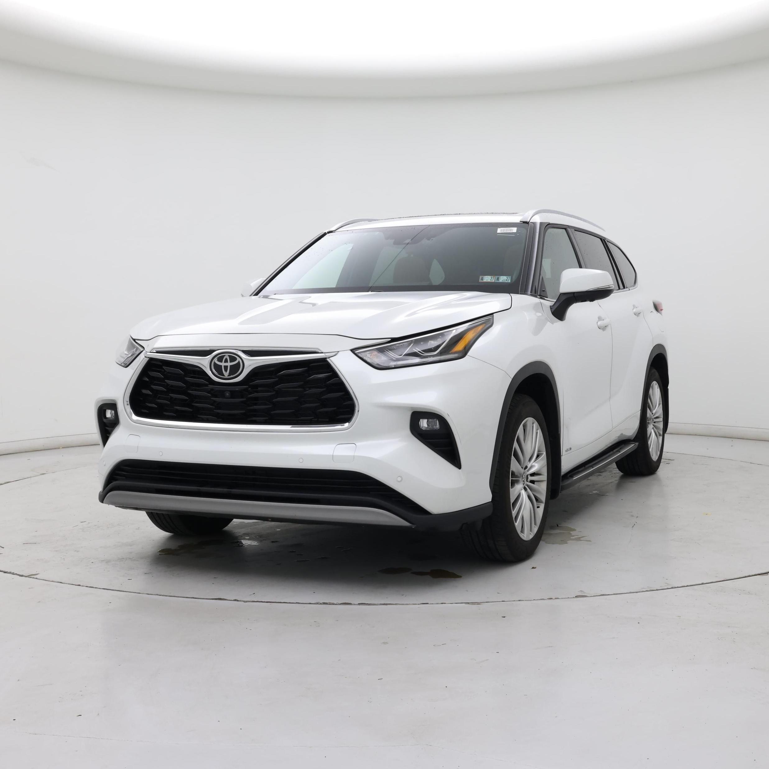 Thumbnail: 2025 Toyota Highlander - 4