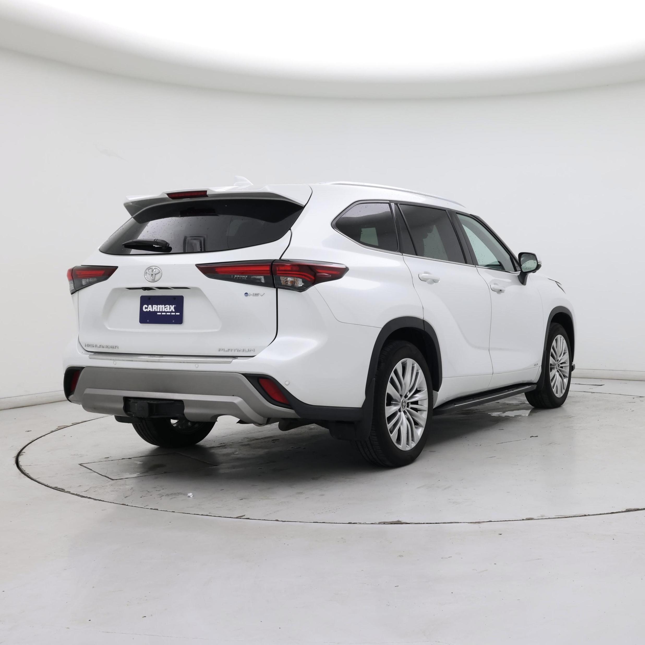 Thumbnail: 2025 Toyota Highlander - 8