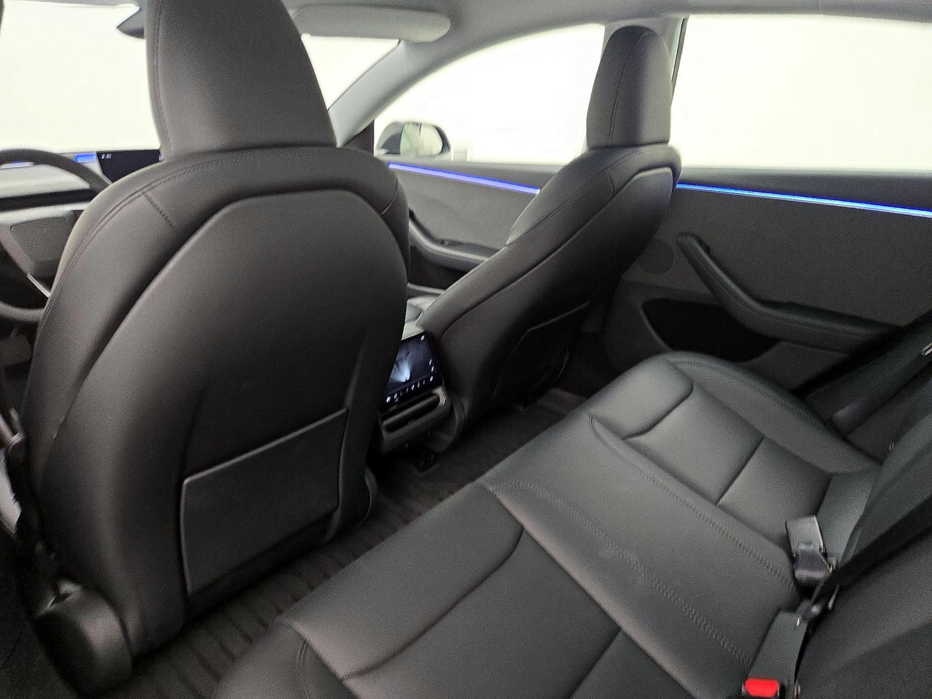 Thumbnail: 2025 Tesla Model 3 - 20