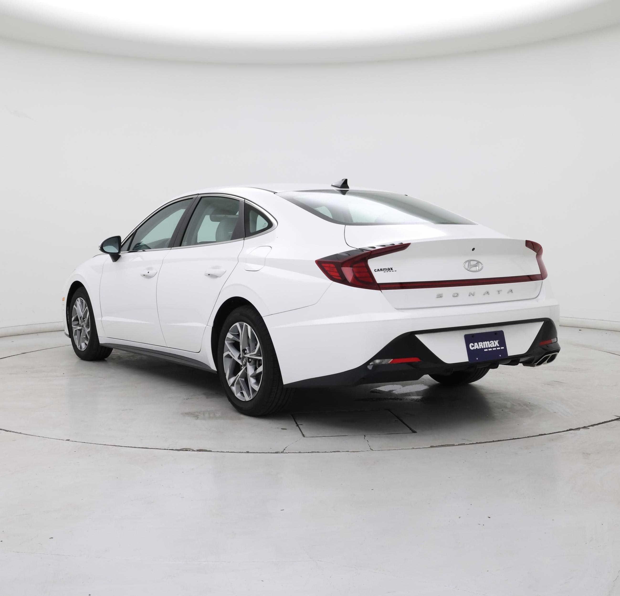 Thumbnail: 2023 Hyundai Sonata - 2