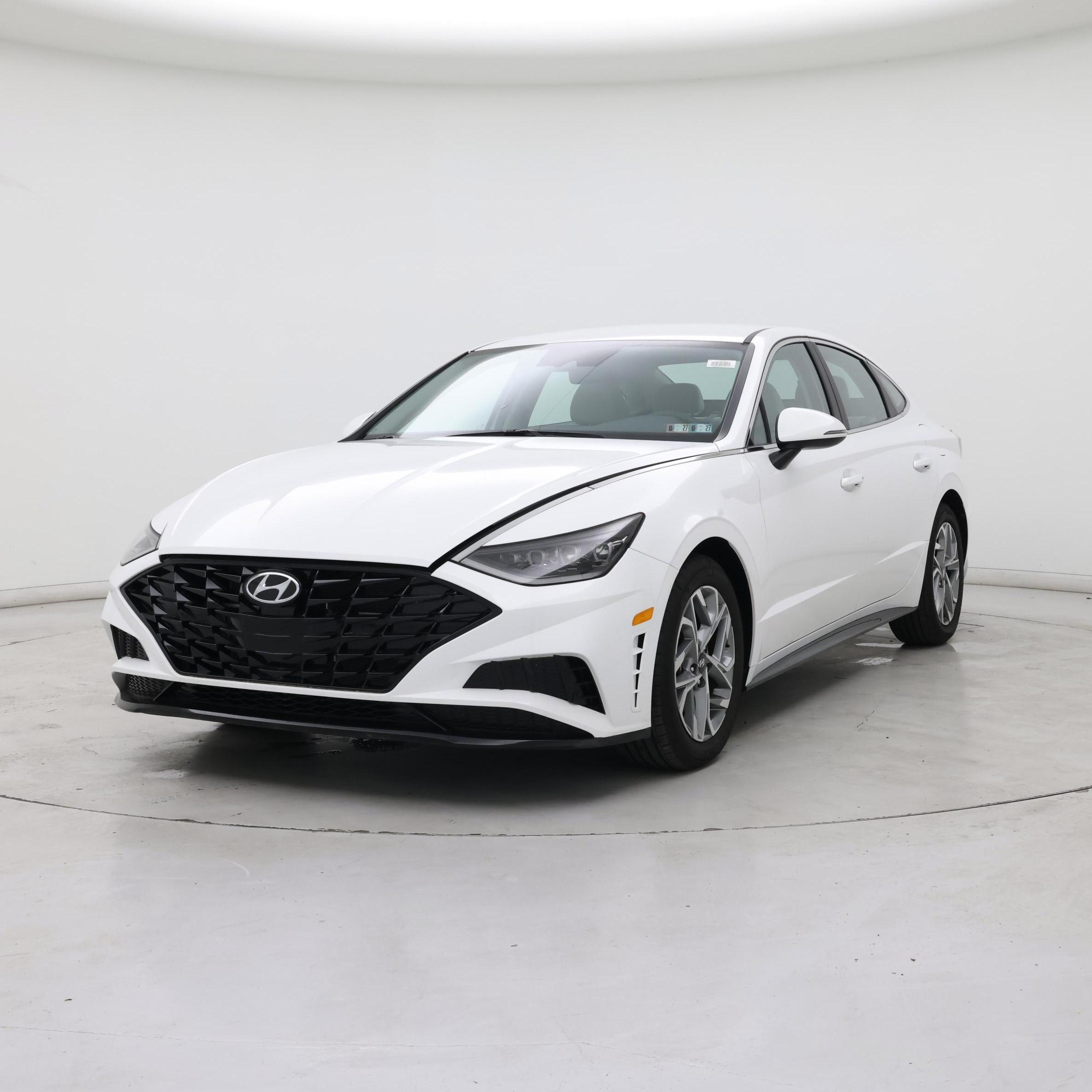 Thumbnail: 2023 Hyundai Sonata - 4