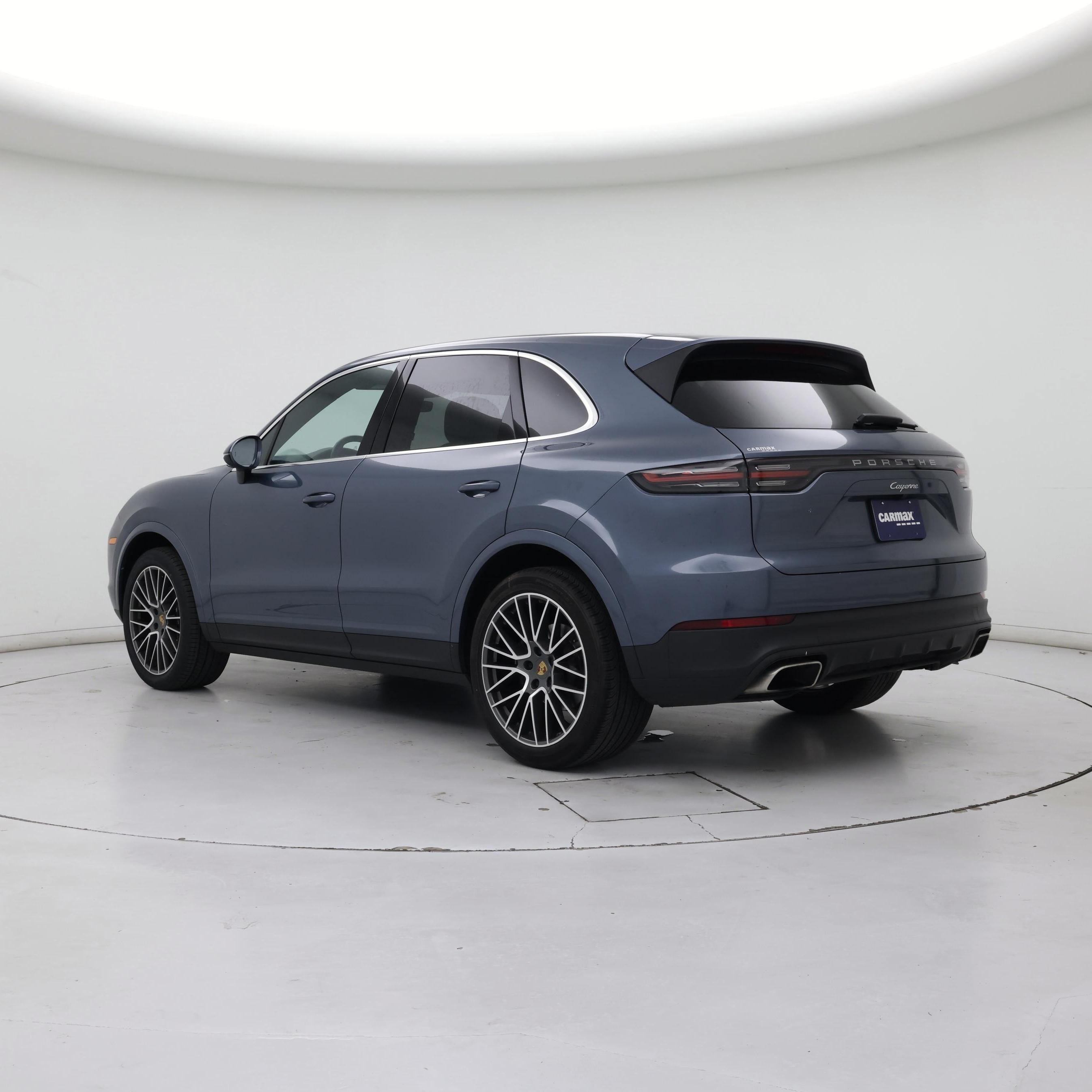 Thumbnail: 2020 Porsche Cayenne - 2