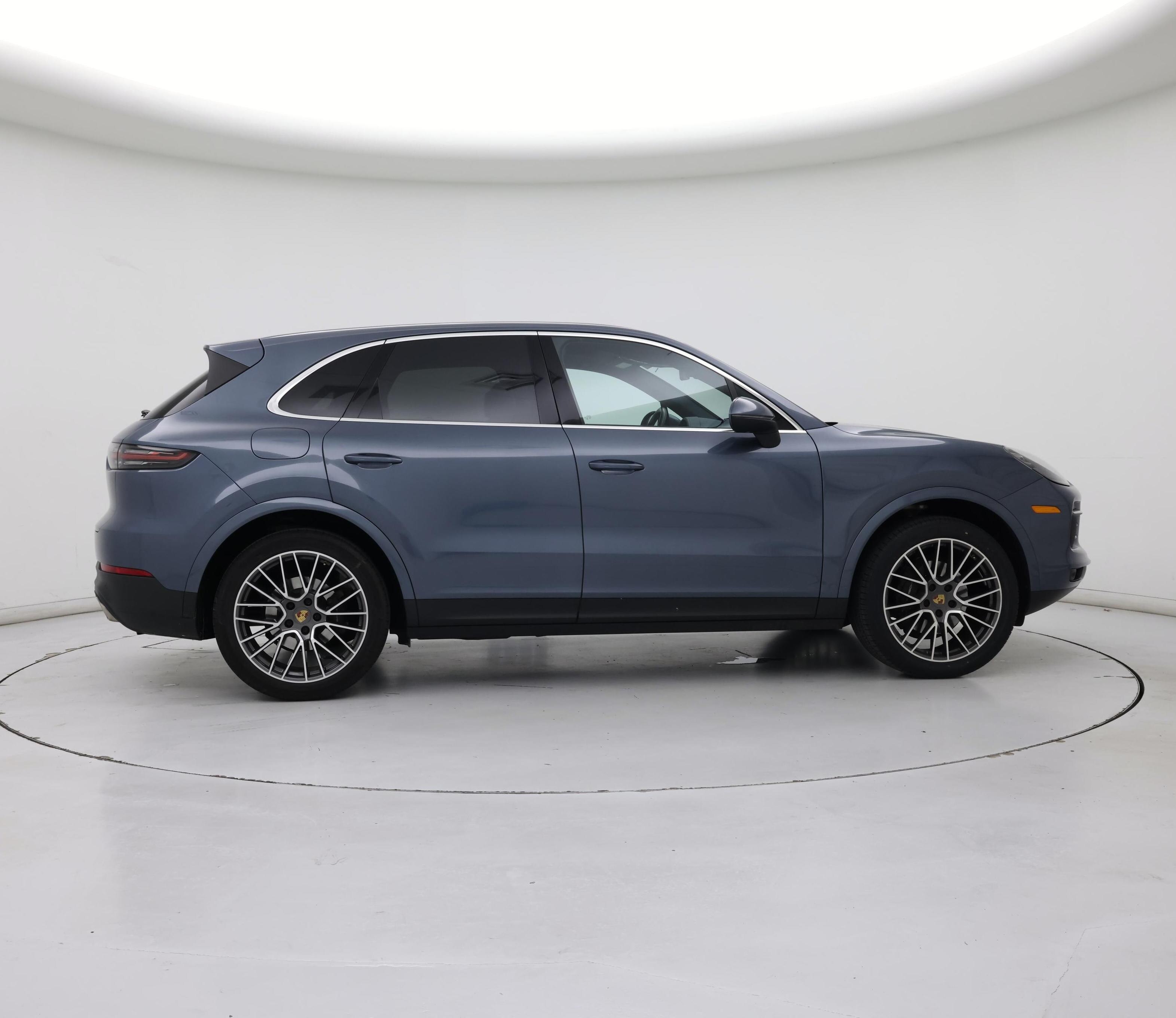 Thumbnail: 2020 Porsche Cayenne - 7
