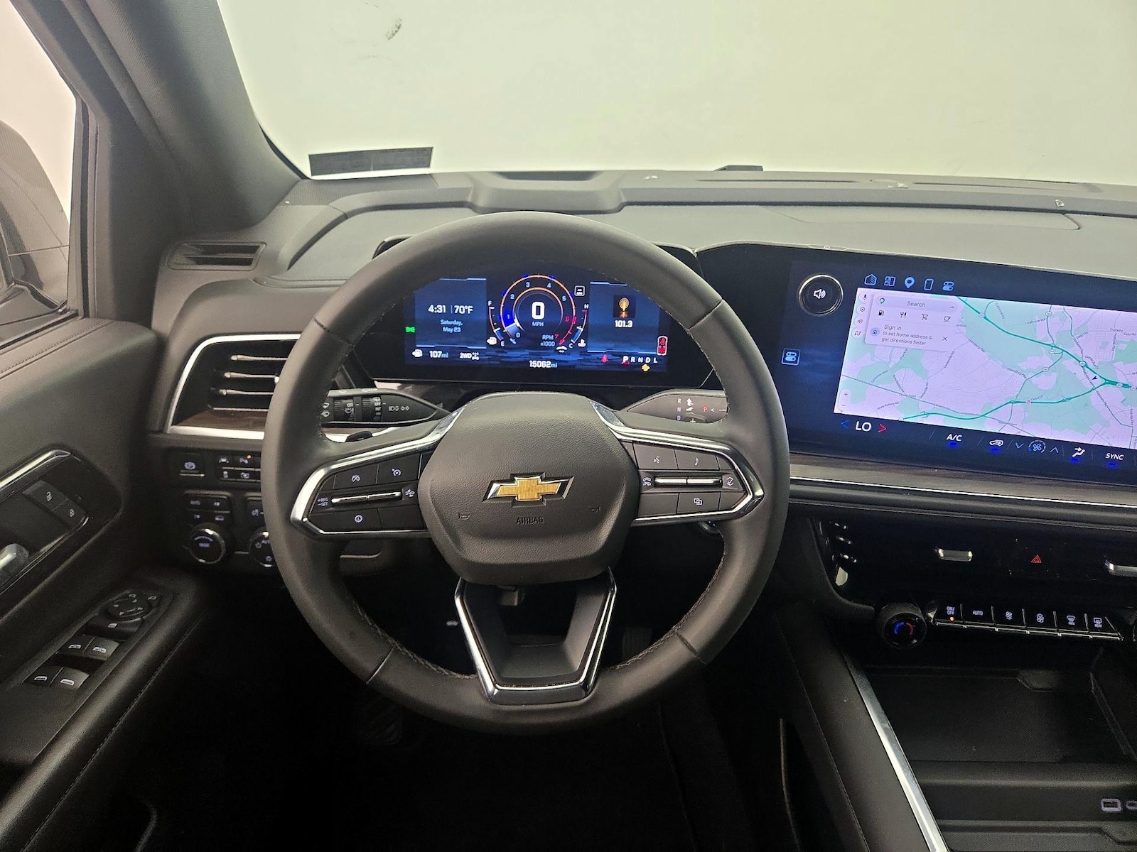 2025 Chevrolet Tahoe LS - Photo 11