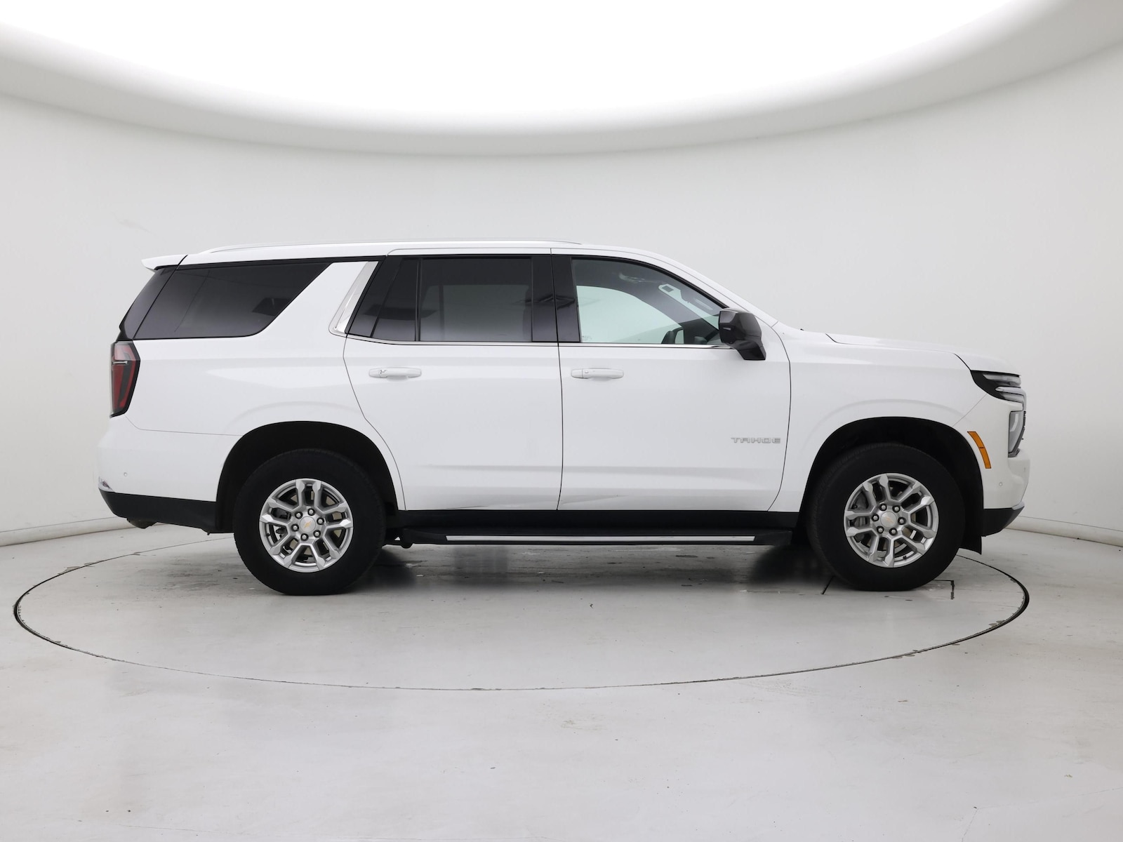 2025 Chevrolet Tahoe LS - Photo 8