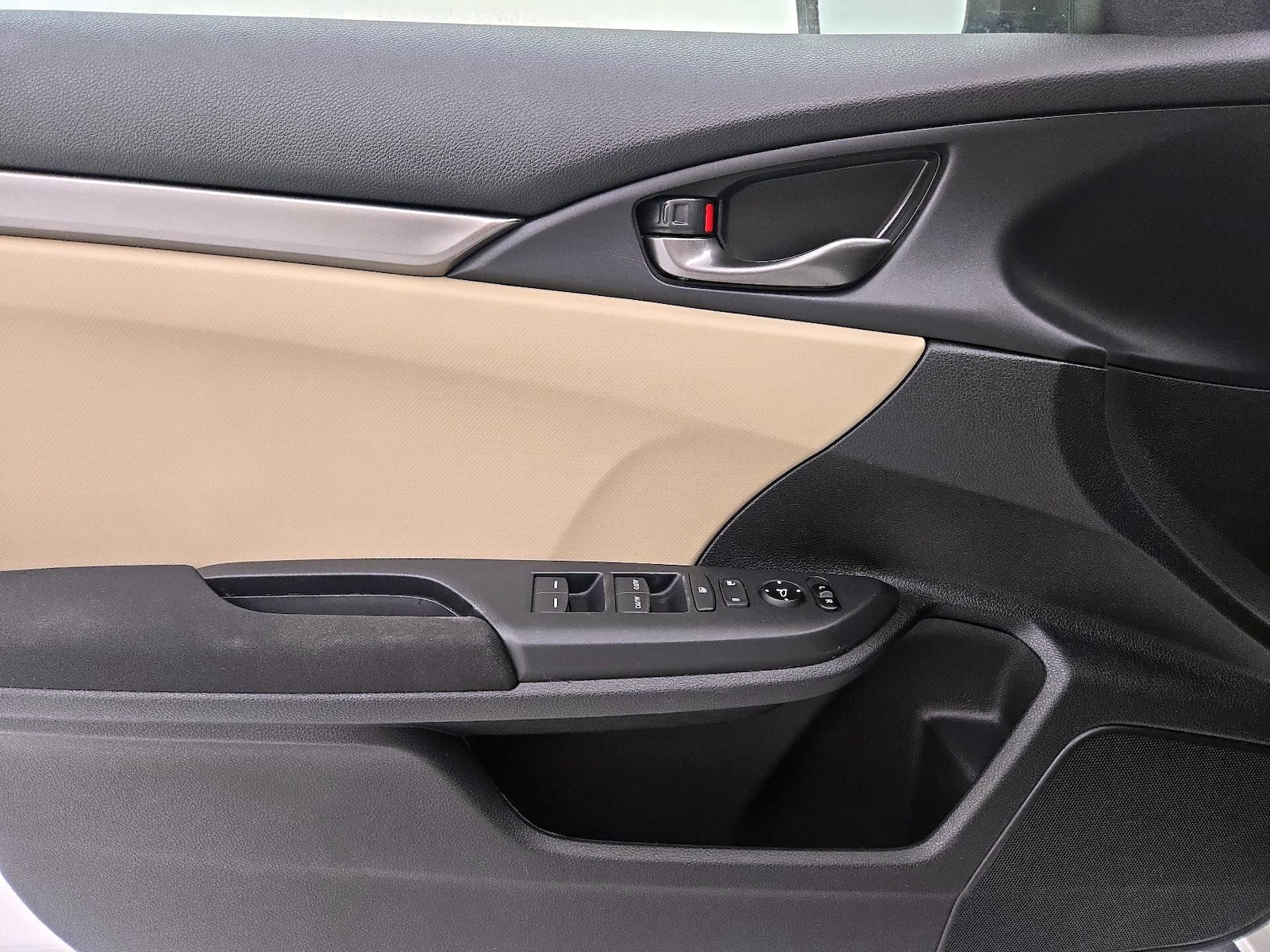 2018 Honda Civic Hatchback Sport - Photo 13