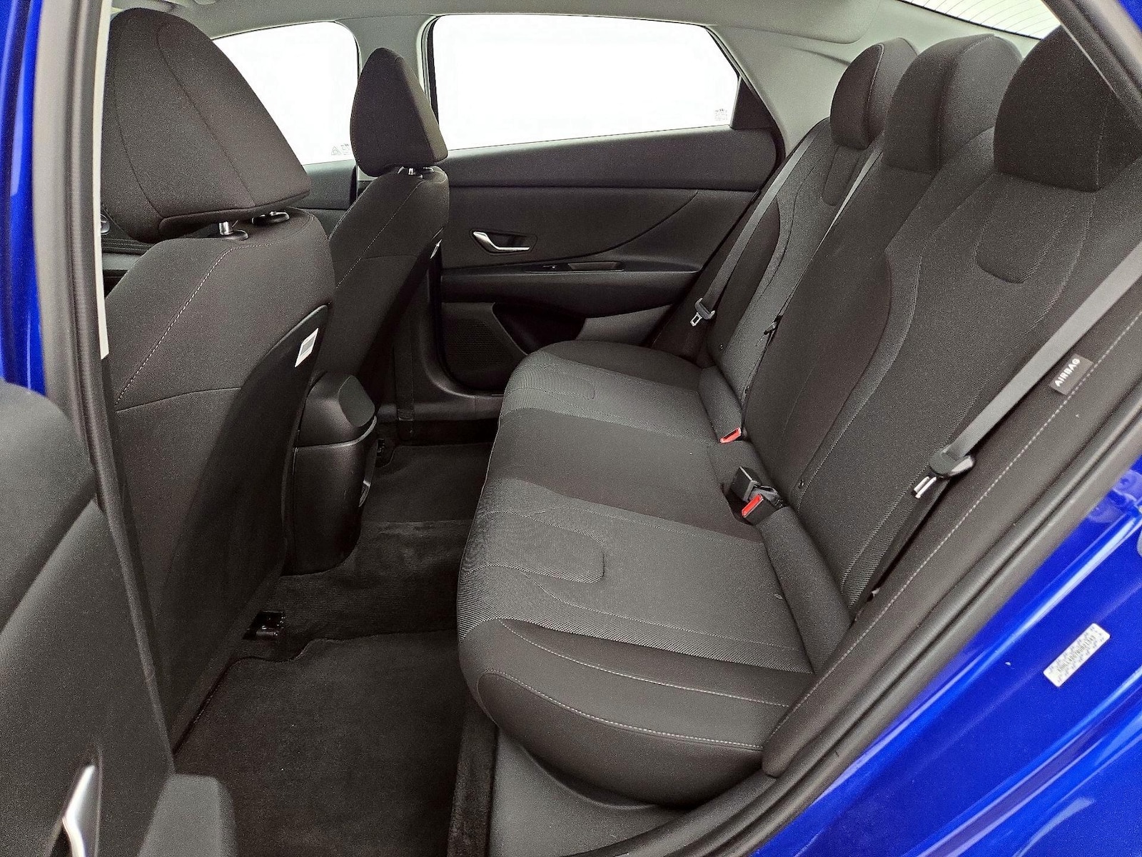 2024 Hyundai Elantra SE - Photo 20