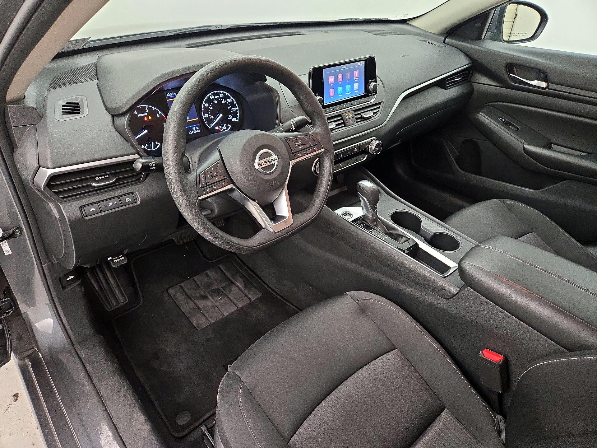 Thumbnail: 2021 Nissan Altima - 11