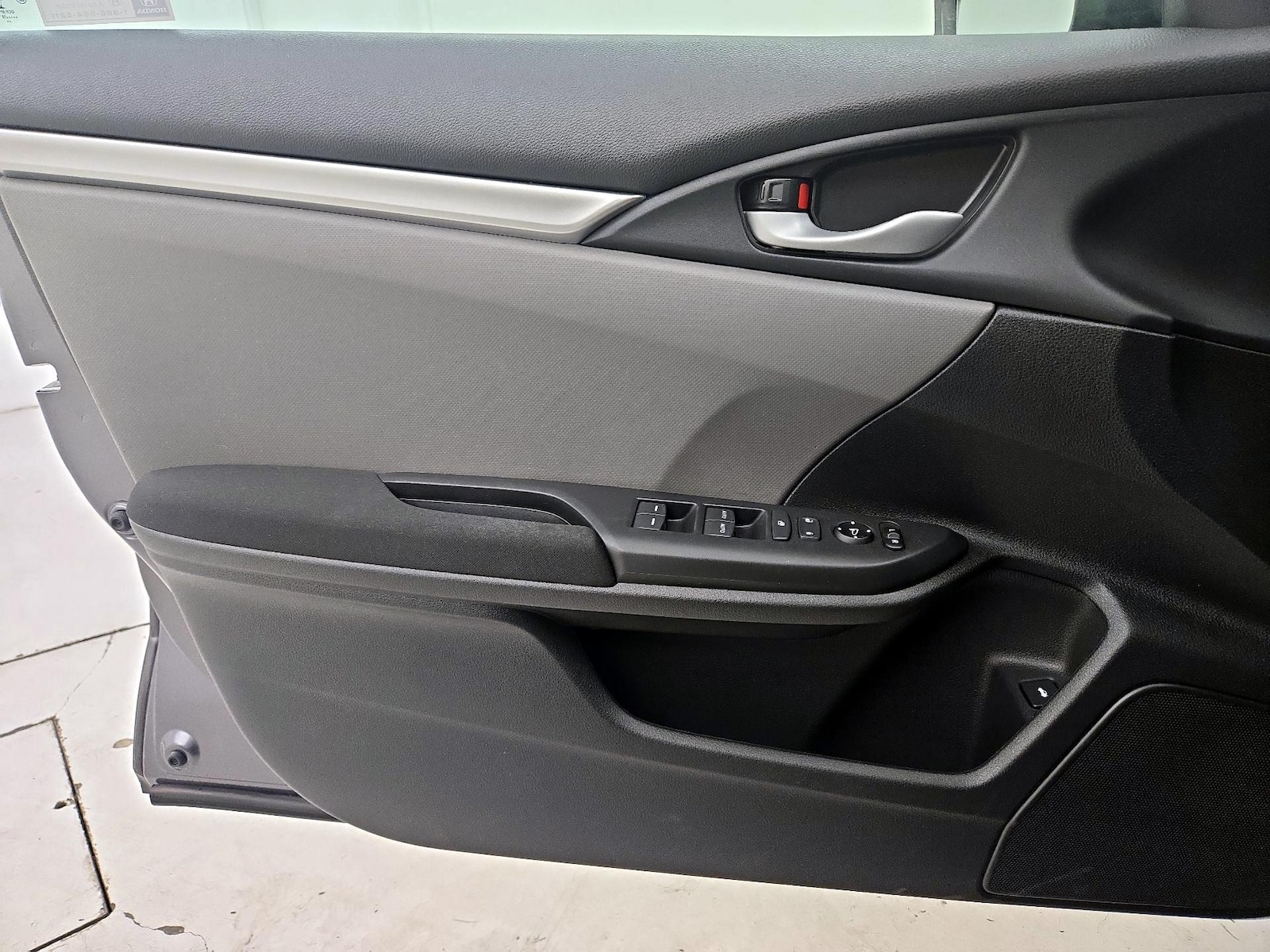 2019 Honda Civic LX - Photo 13