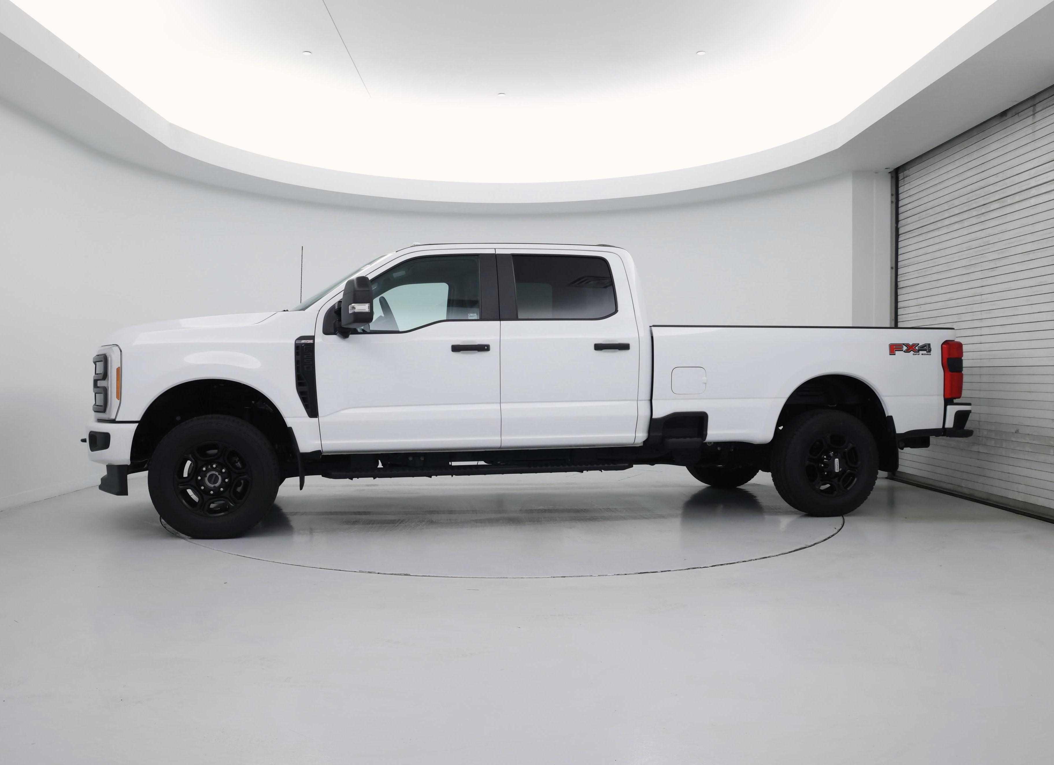 Thumbnail: 2023 Ford F-250 - 3