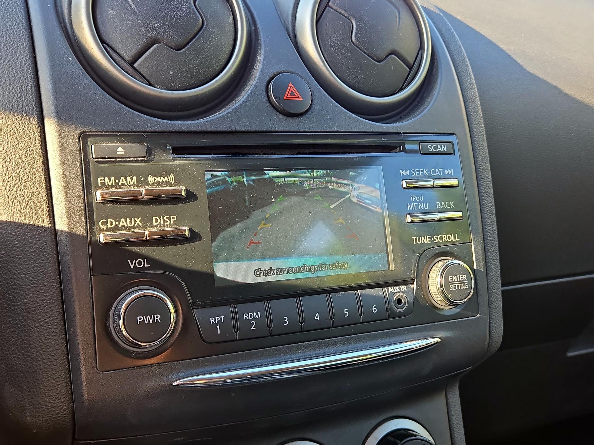 Thumbnail: 2015 Nissan Rogue - 12