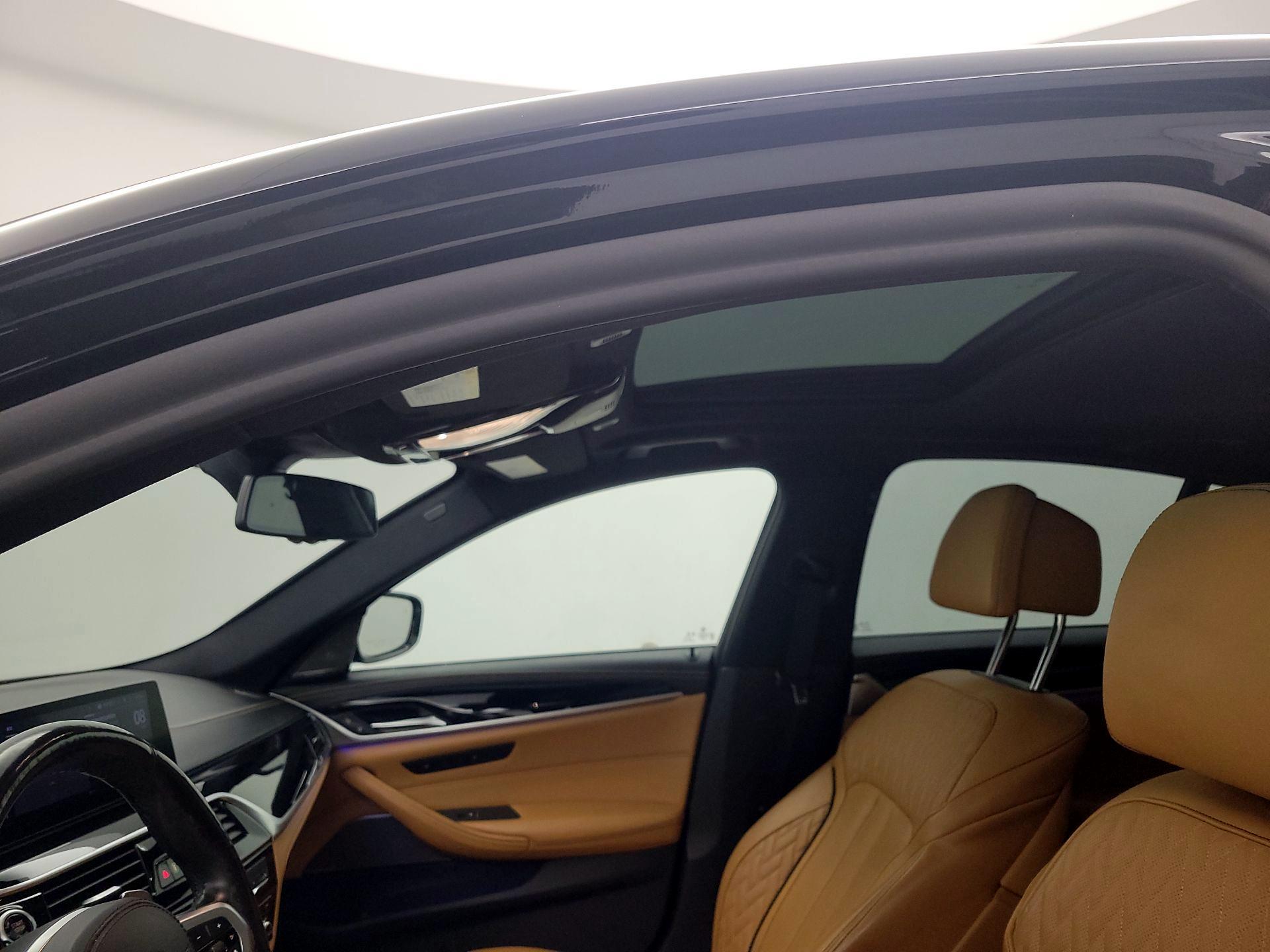 Thumbnail: 2020 BMW 5 Series - 20