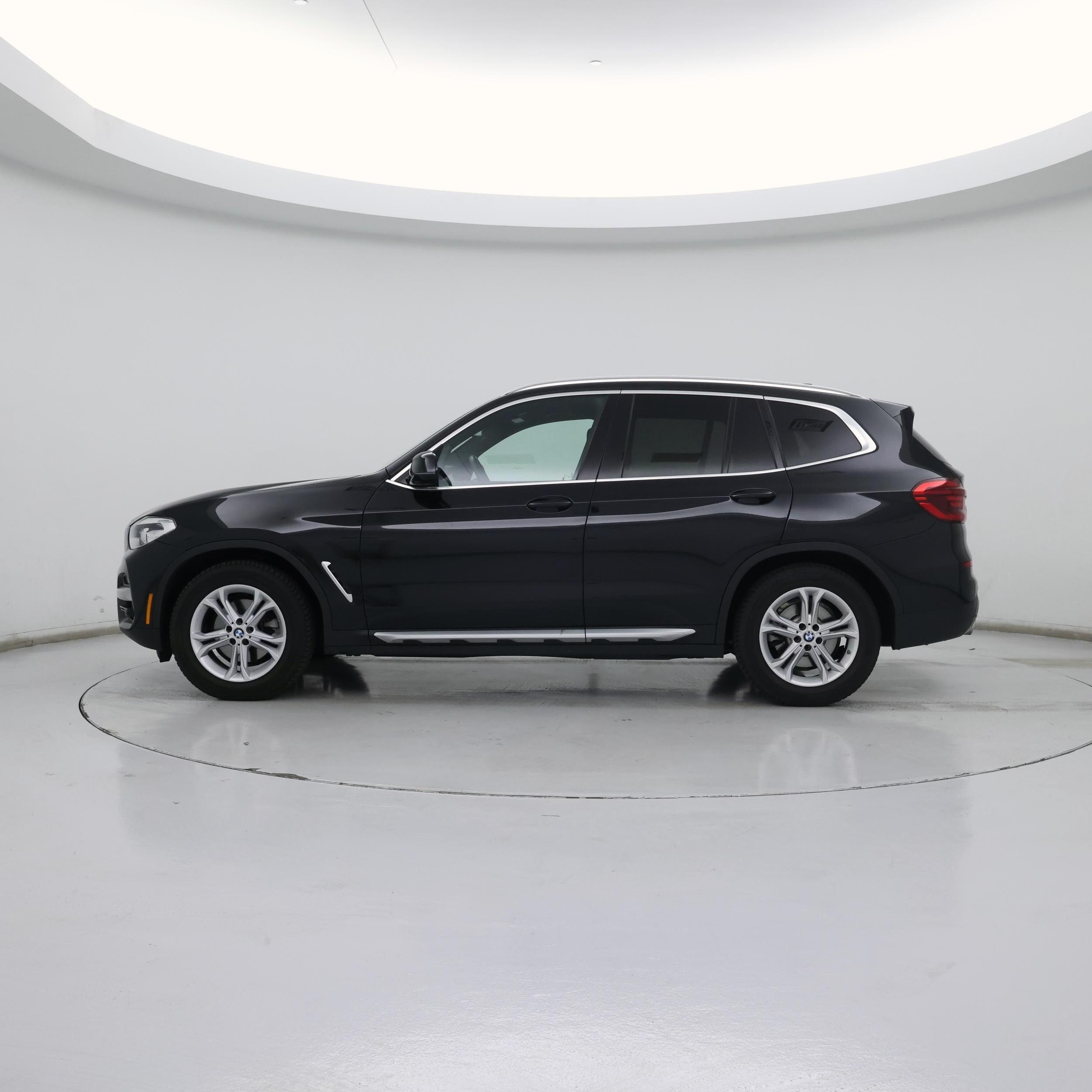Thumbnail: 2021 BMW X3 - 3