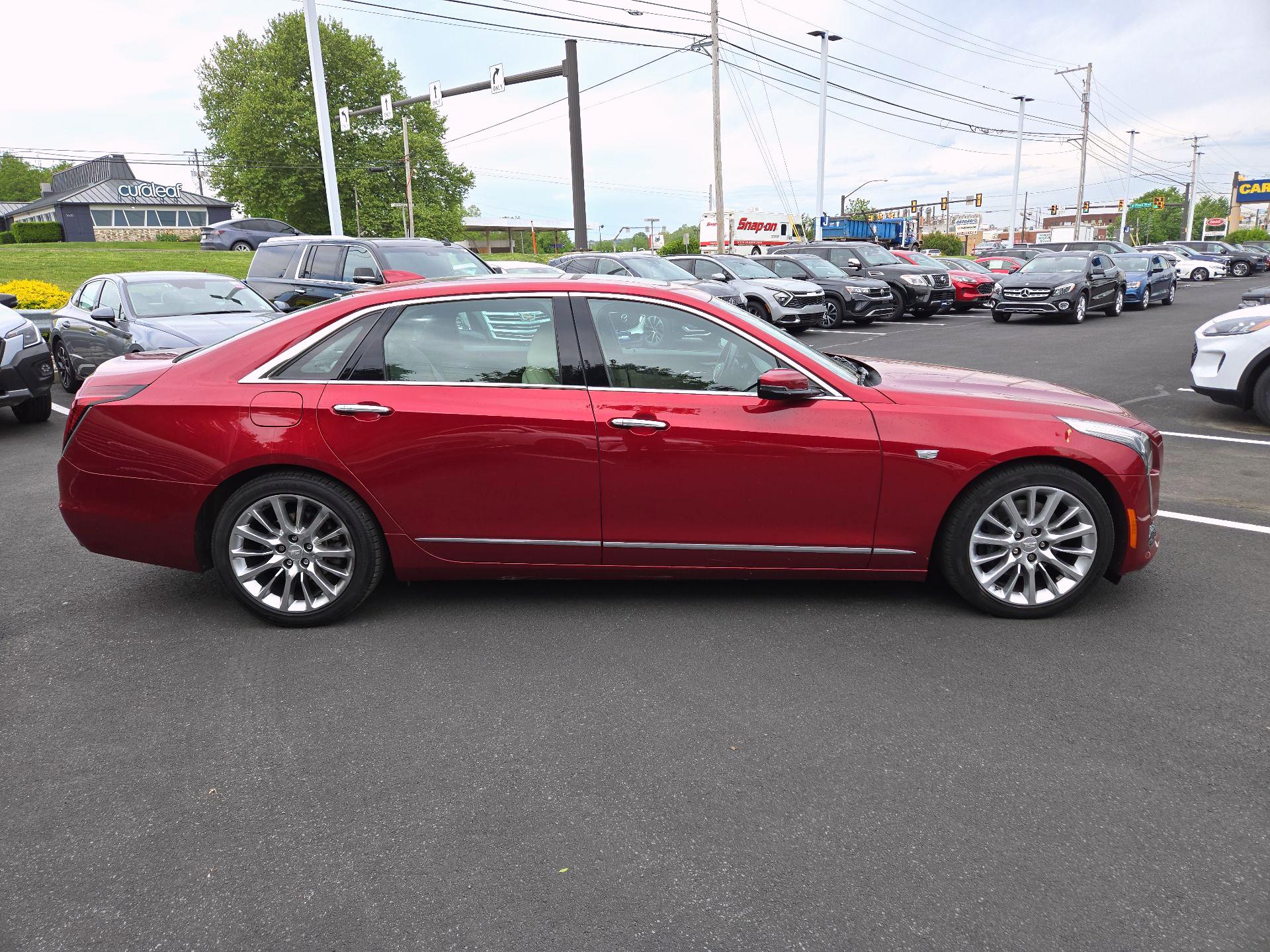 Thumbnail: 2018 Cadillac CT6 - 4