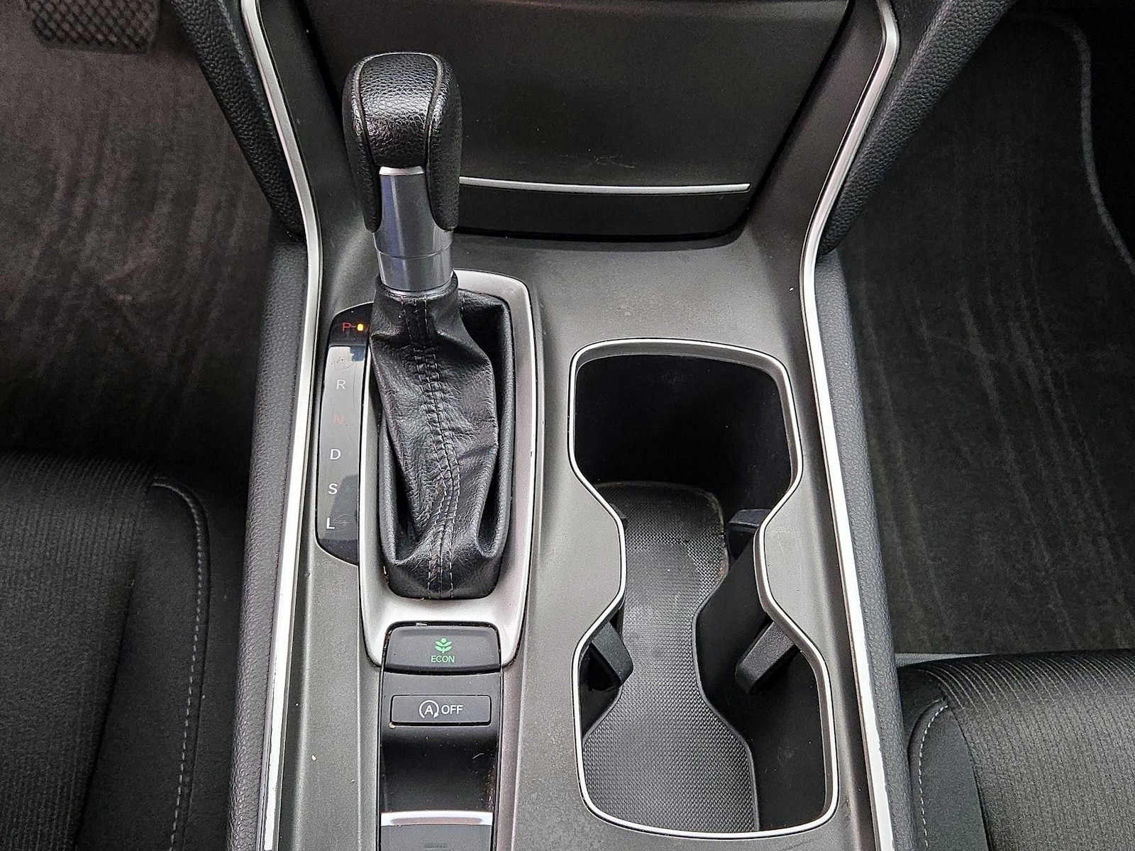 2021 Honda Accord LX - Photo 18