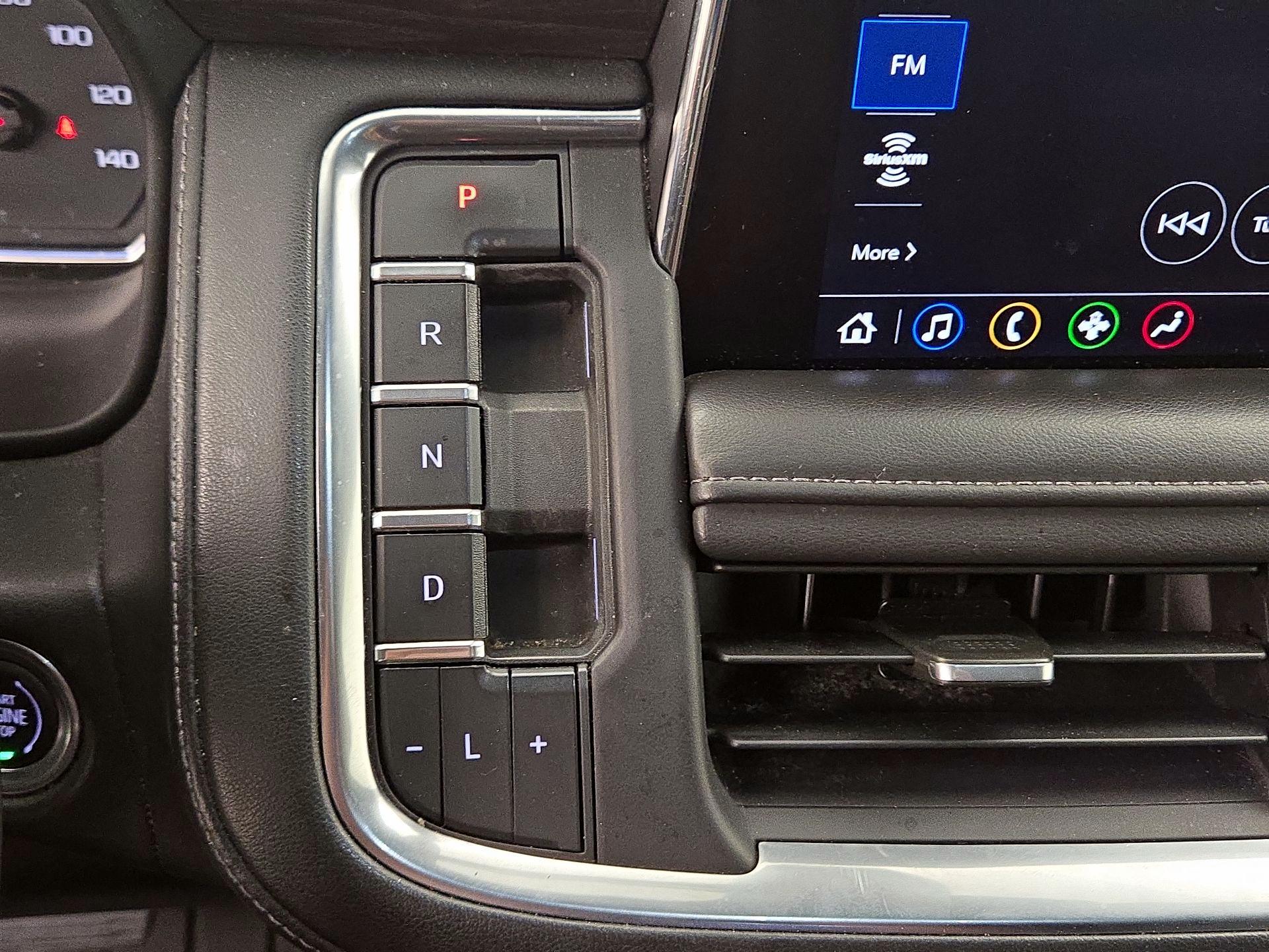 Thumbnail: 2021 Chevrolet Tahoe - 17