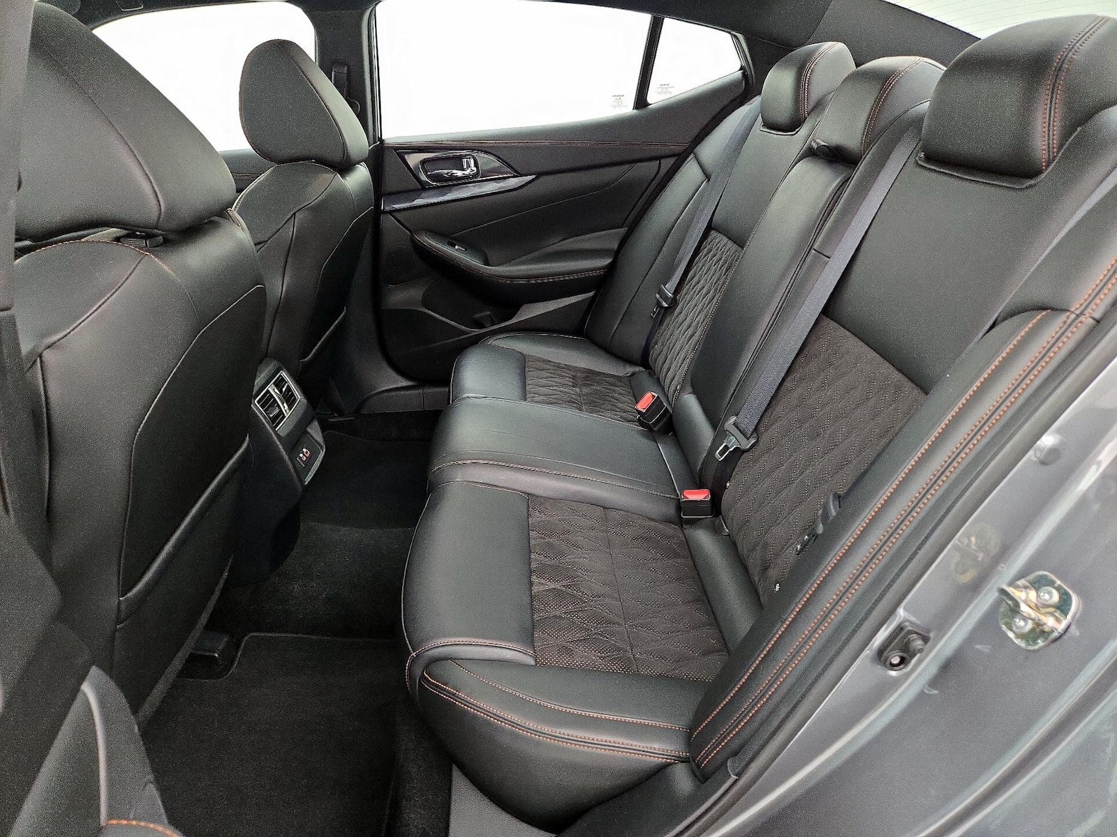 2019 Nissan Maxima SR - Photo 22