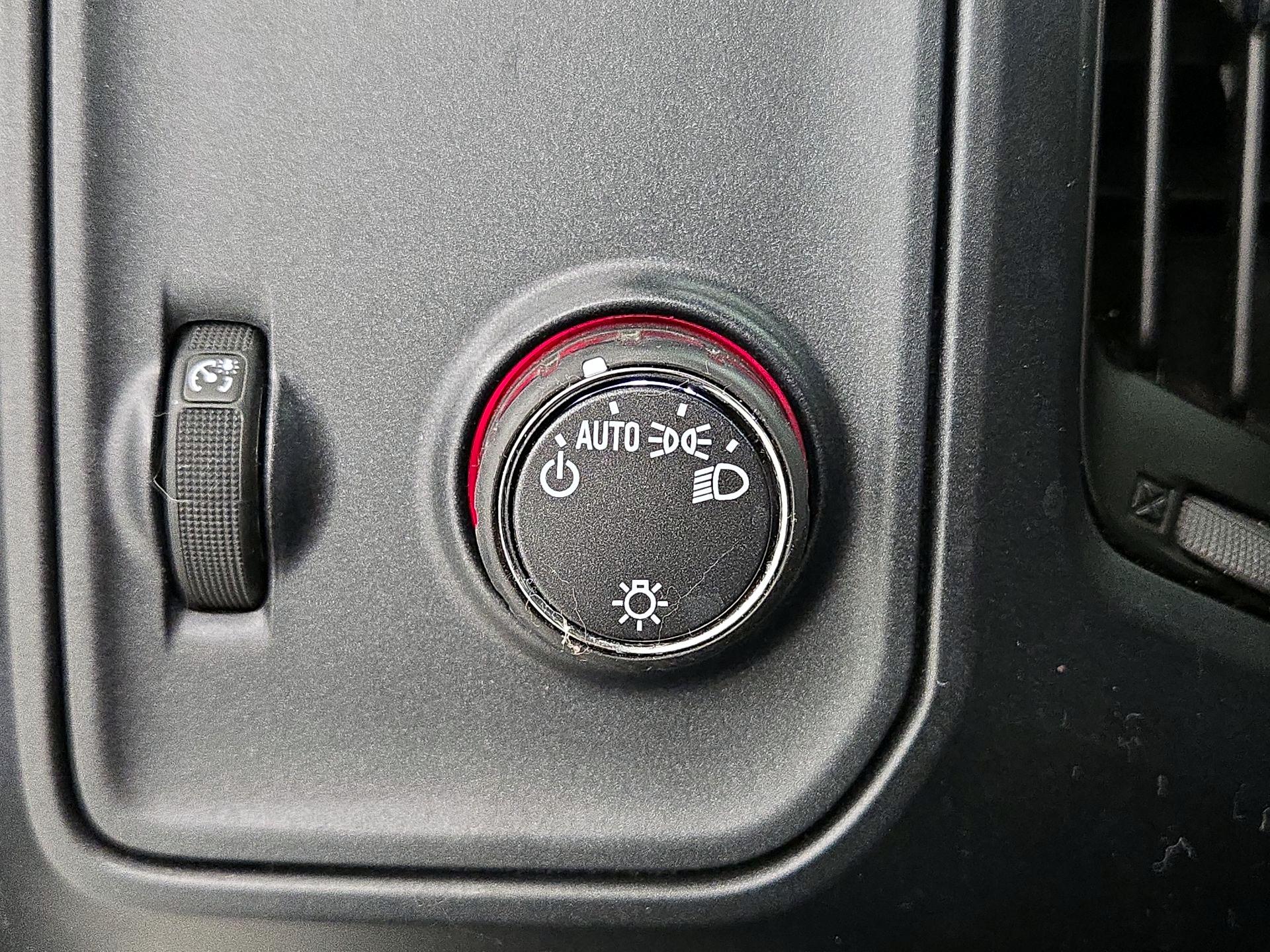 Thumbnail: 2016 GMC Sierra 1500 - 13