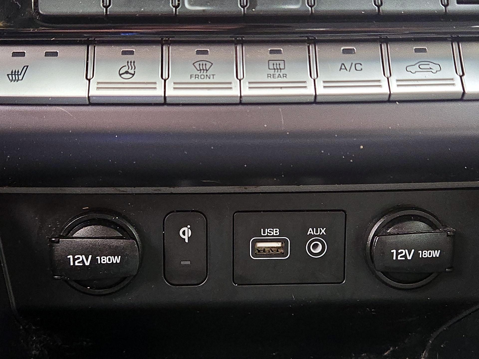 Thumbnail: 2019 Hyundai Sonata - 18