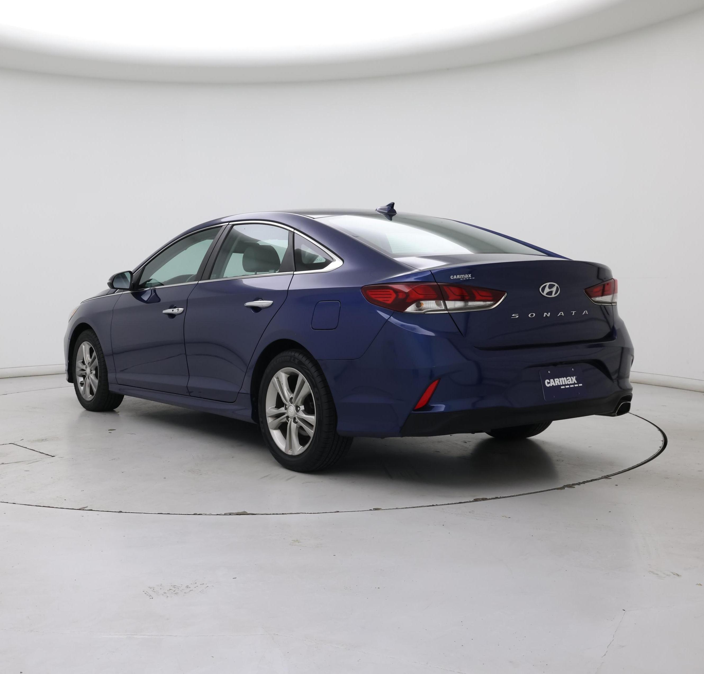 Thumbnail: 2019 Hyundai Sonata - 2