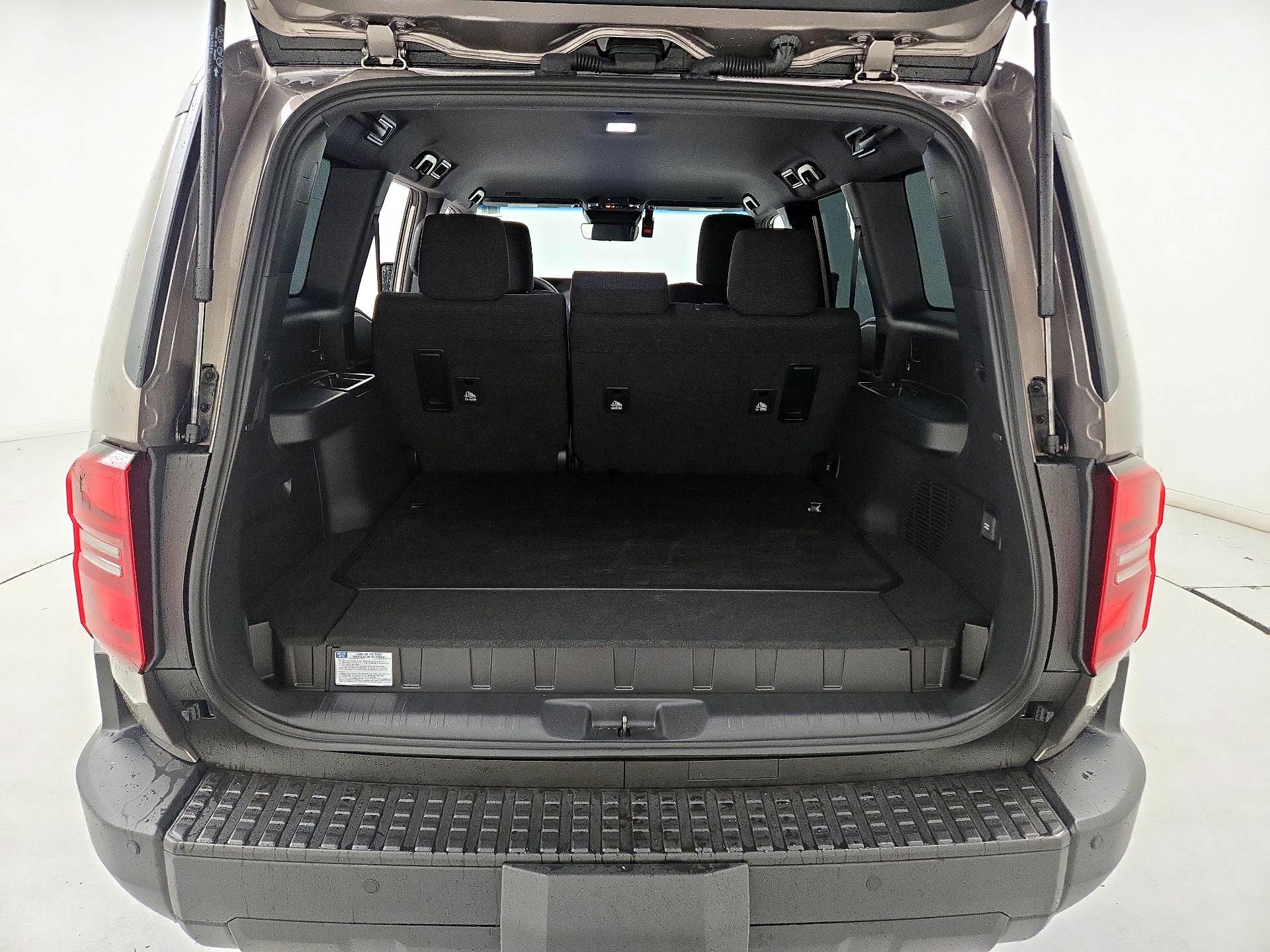 Thumbnail: 2025 Toyota Land Cruiser - 20