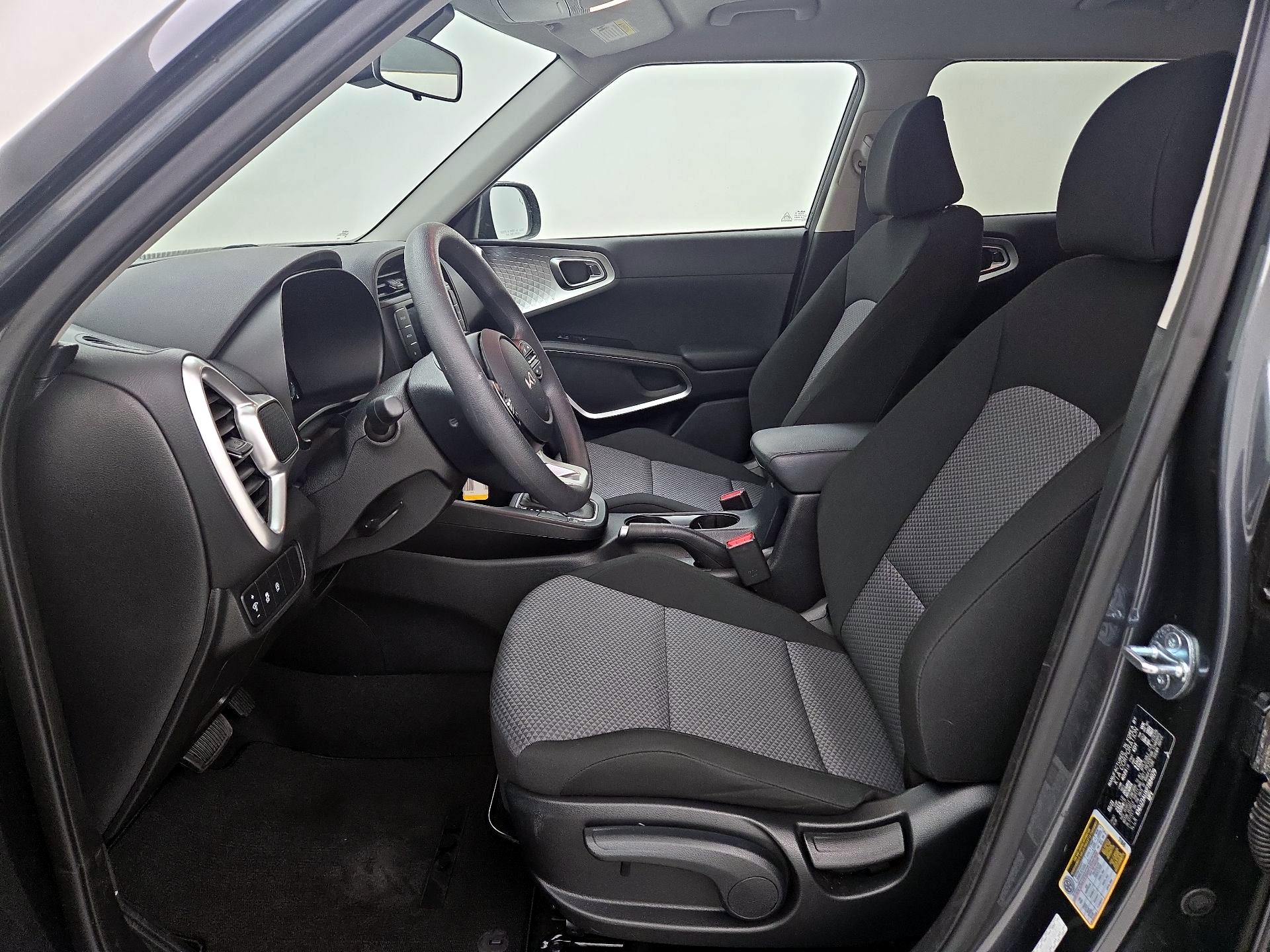 Thumbnail: 2023 Kia Soul - 11