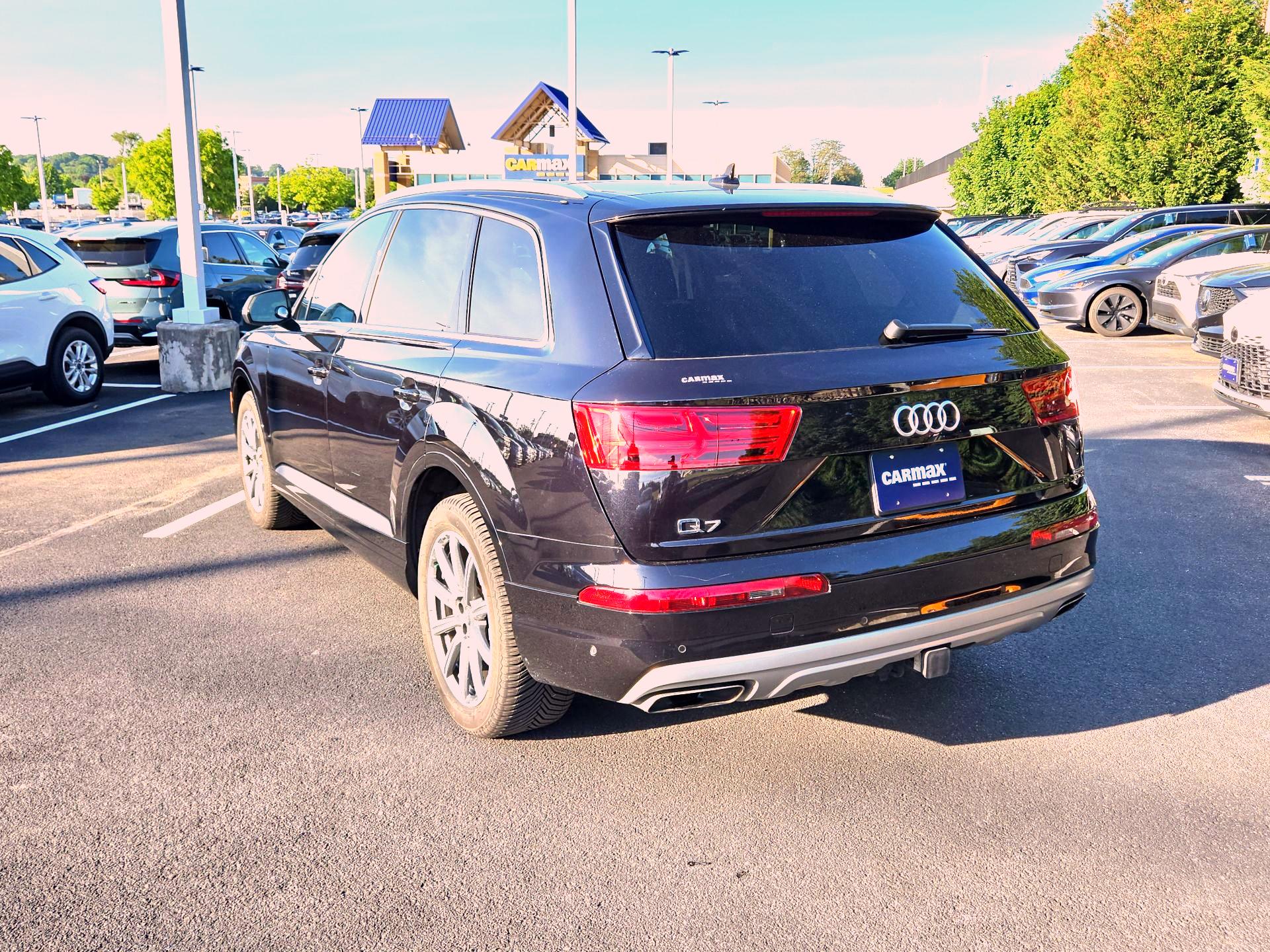 Thumbnail: 2019 Audi Q7 - 7