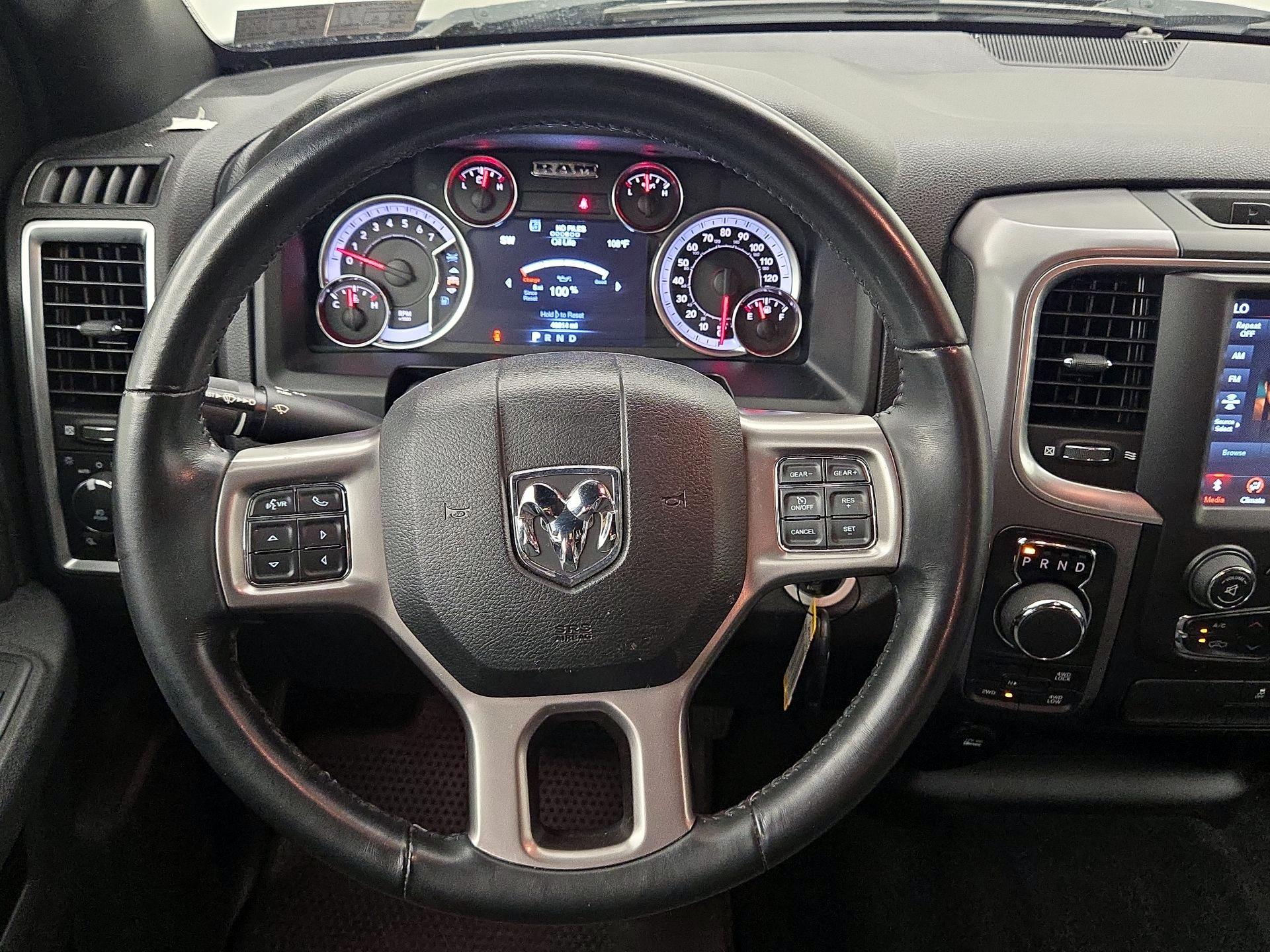 Thumbnail: 2021 RAM 1500 Classic - 10