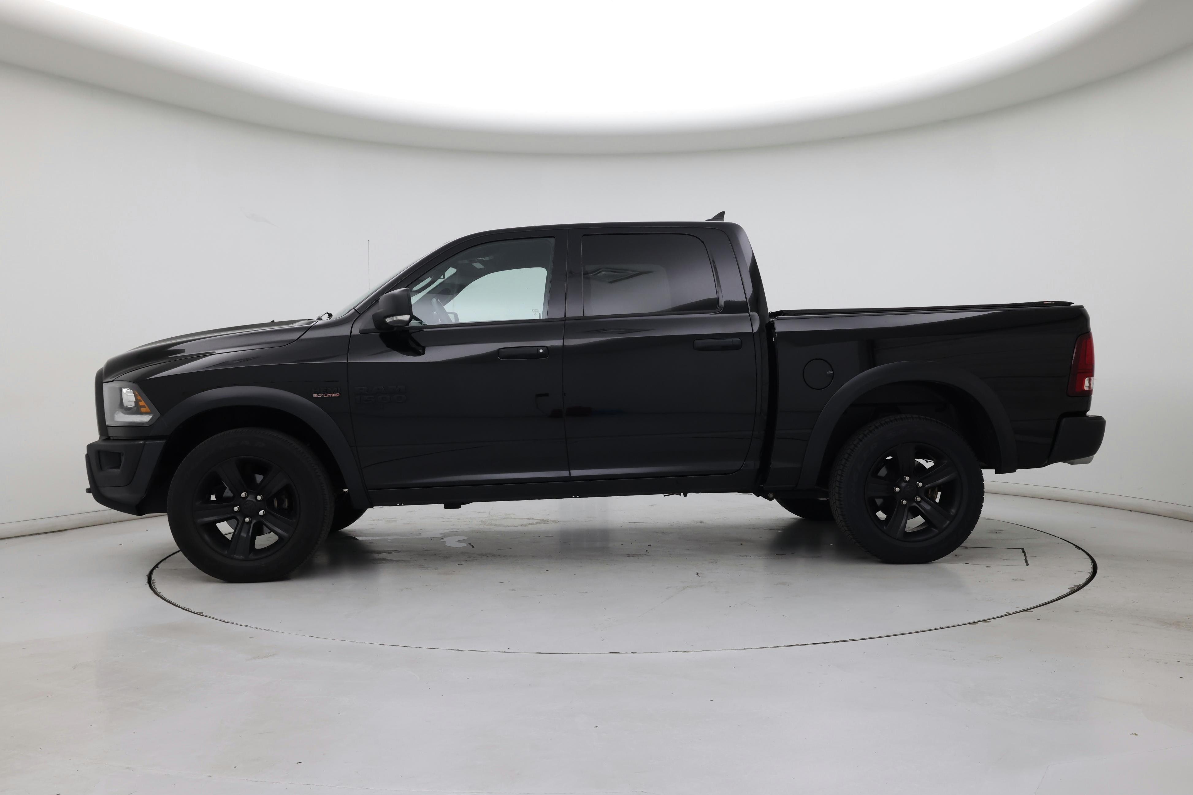 Thumbnail: 2021 RAM 1500 Classic - 3