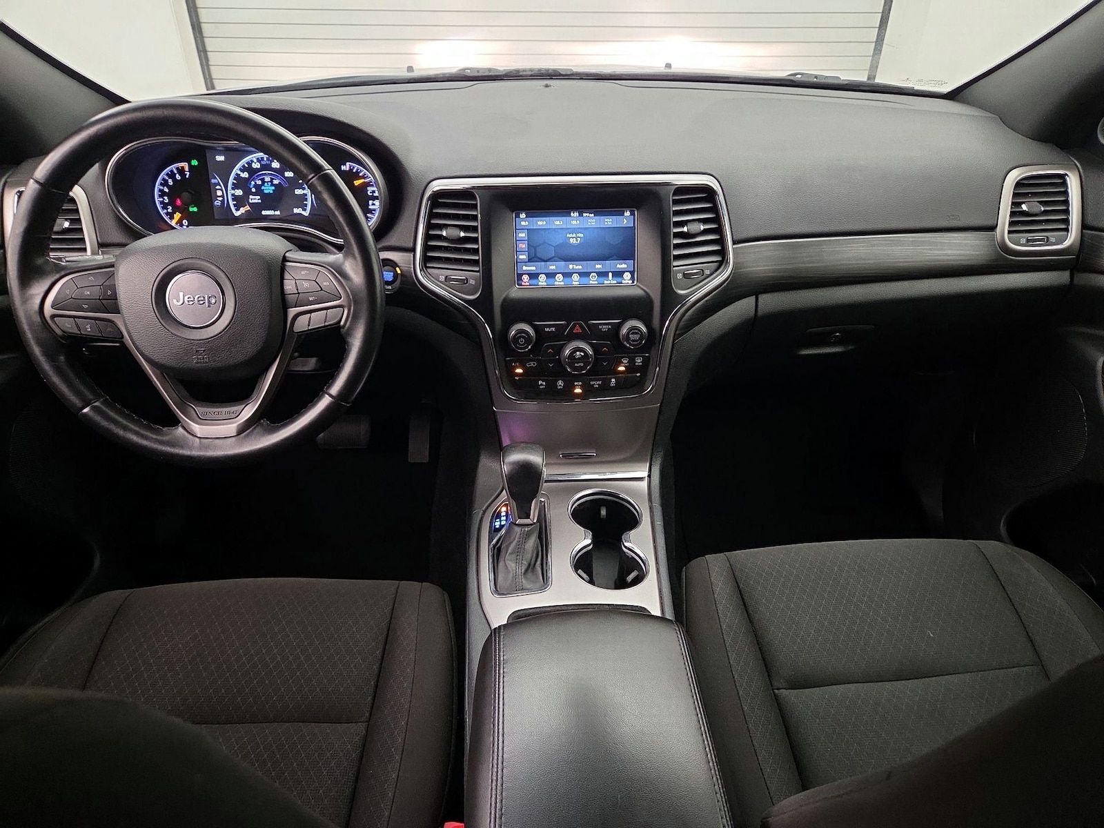 2020 Jeep Grand Cherokee Laredo E - Photo 10