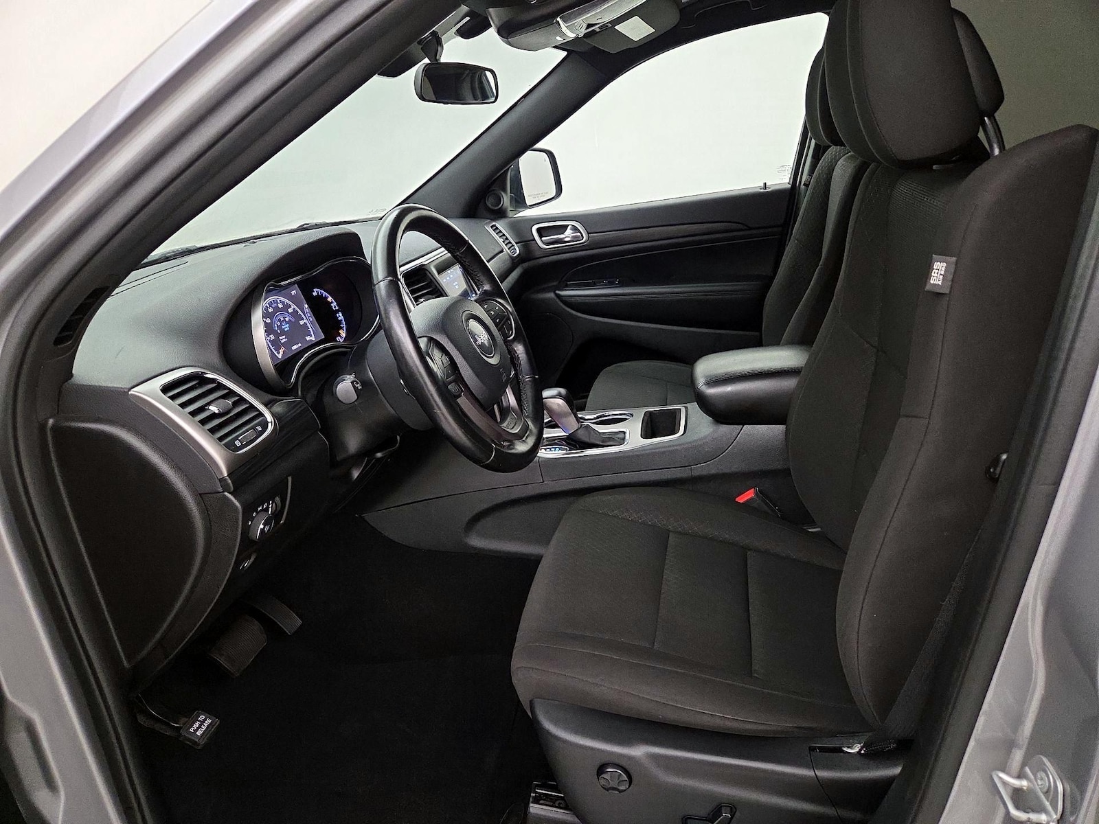 2020 Jeep Grand Cherokee Laredo E - Photo 12