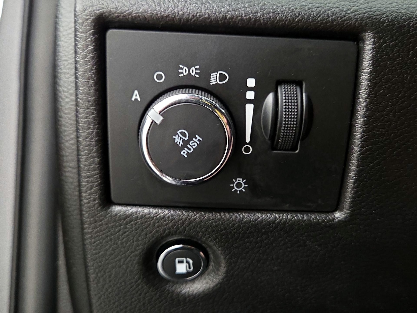 2020 Jeep Grand Cherokee Laredo E - Photo 14