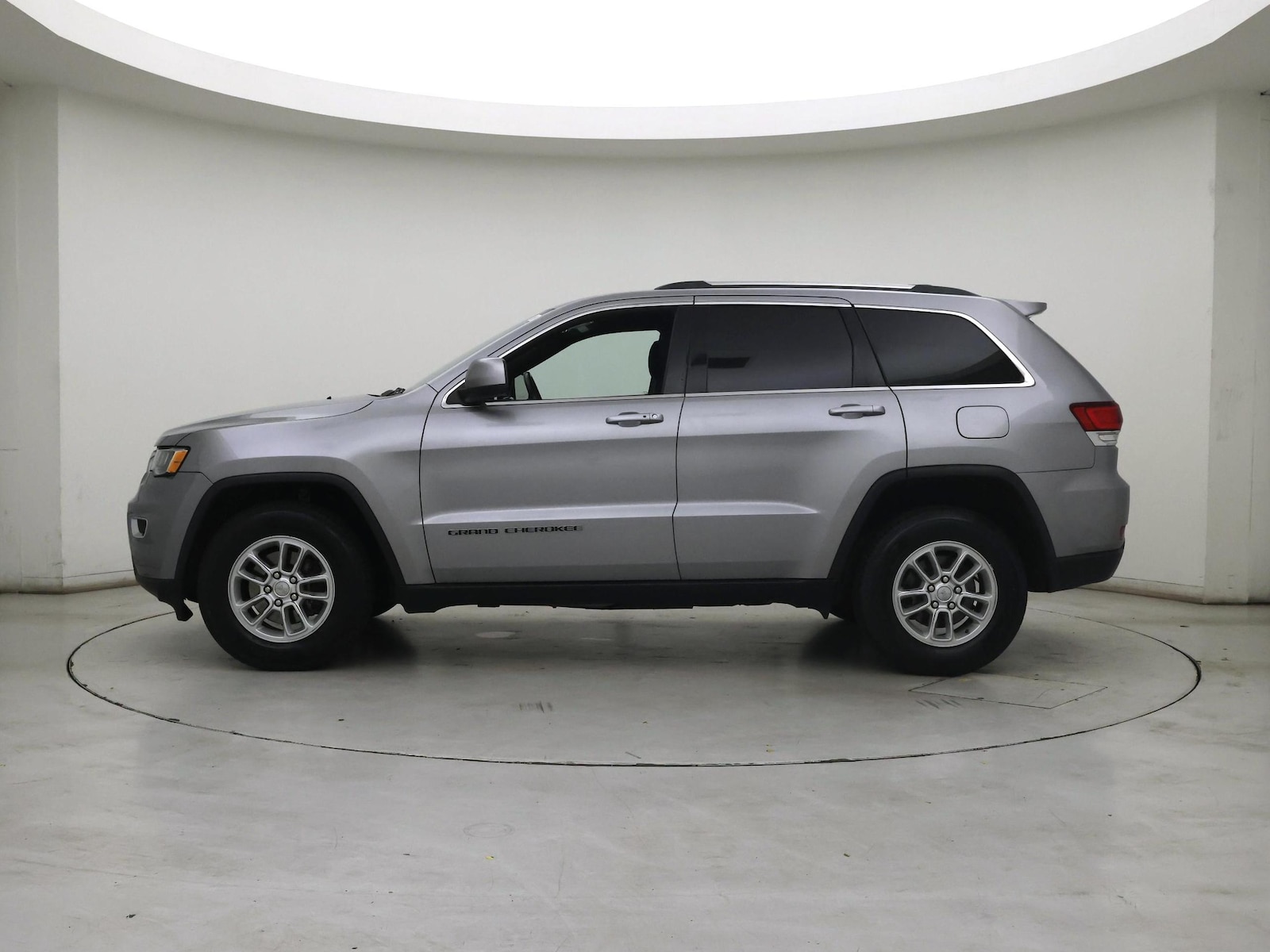 2020 Jeep Grand Cherokee Laredo E - Photo 4