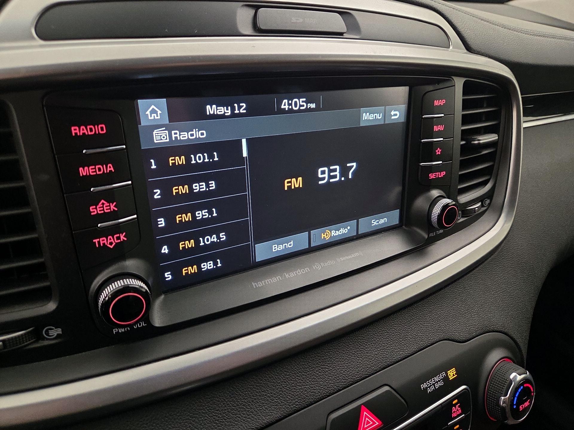 Thumbnail: 2019 Kia Sorento - 15